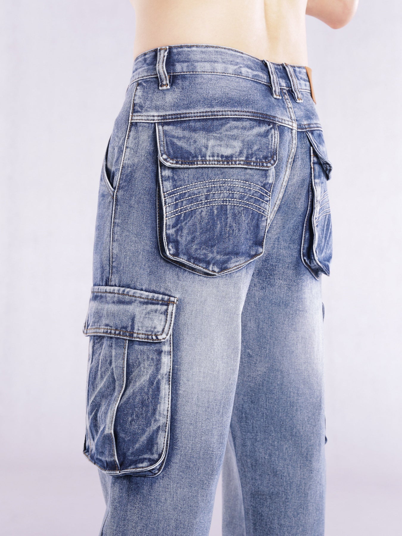 Men's Loose Fit Cargo Jeans