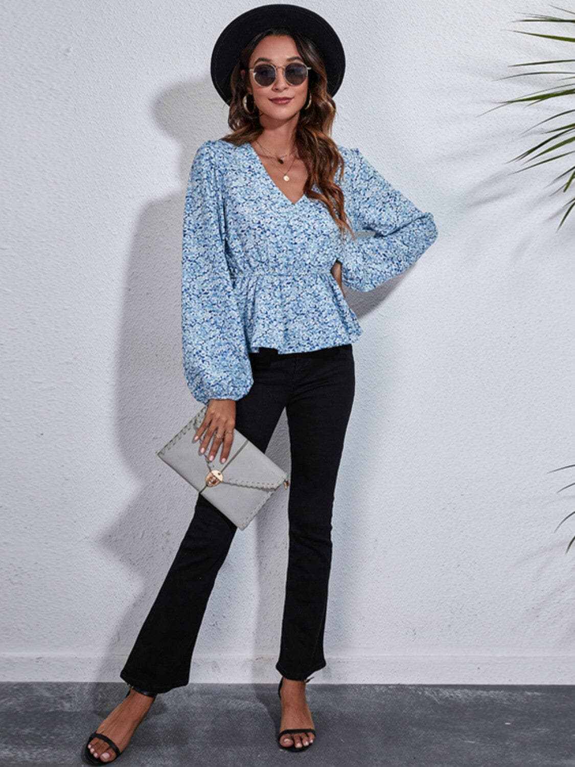 T-Shirts Trendsi Blouses - Floral peplum blouse with V-neck - Premium Quality