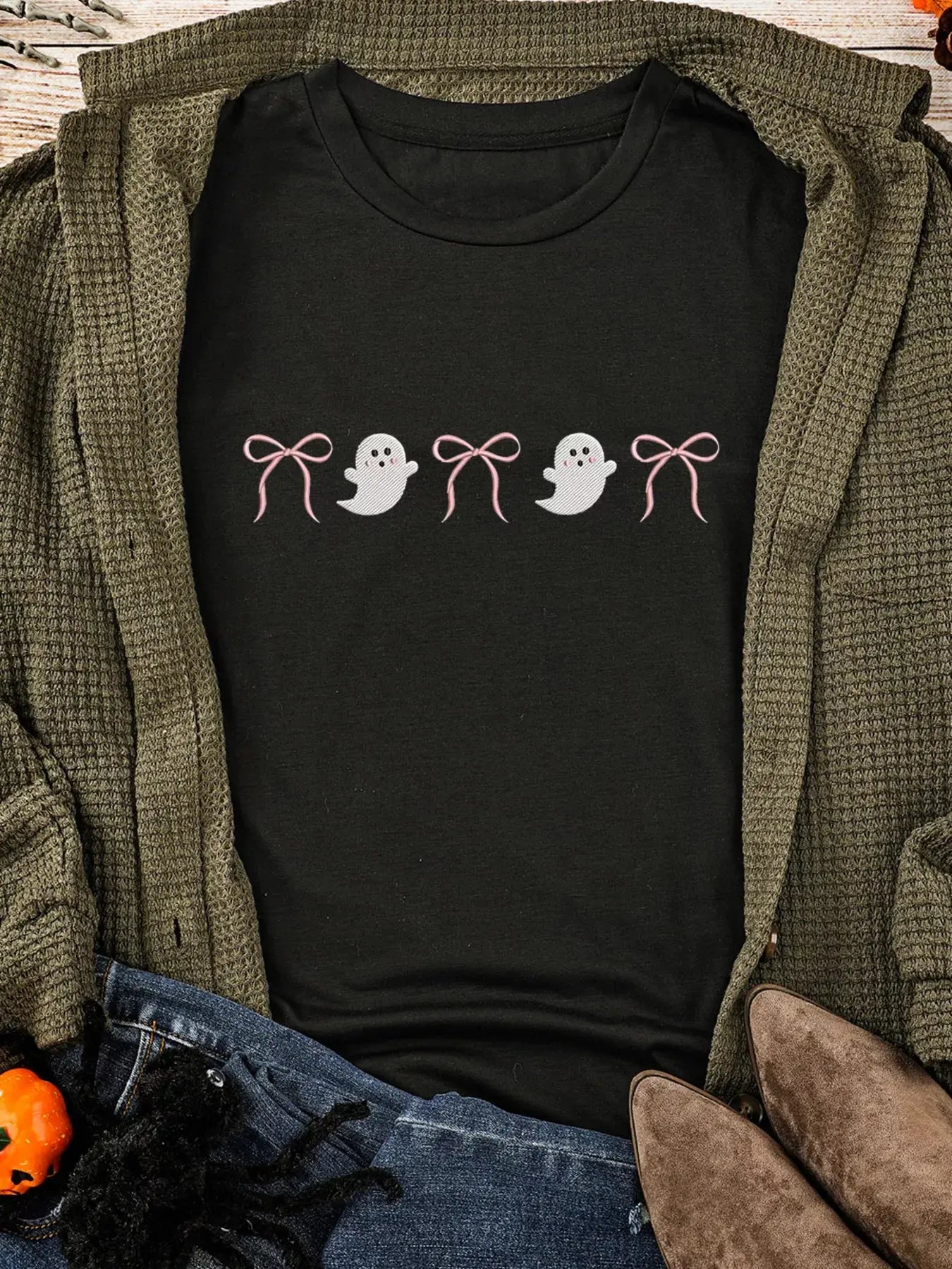 Ghost Bow Short Sleeve Halloween Graphic T Shirt