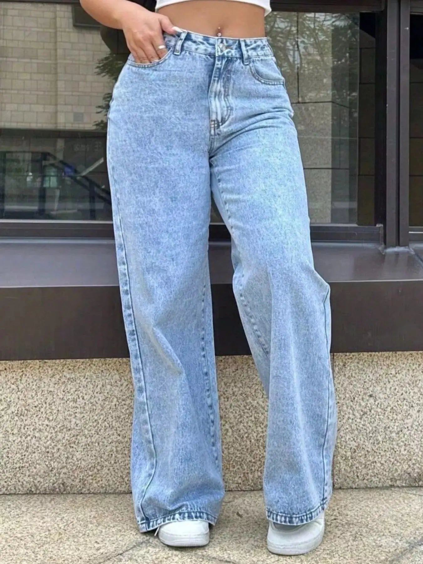 Washed Wide Leg Jeans