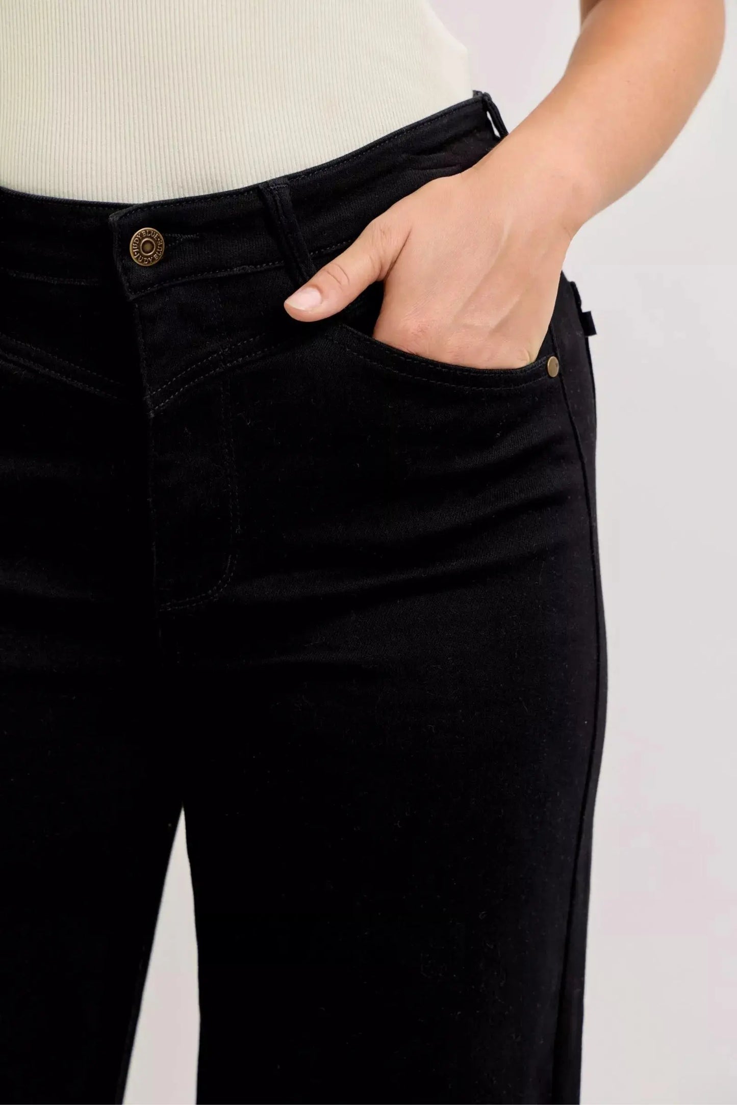 Judy Blue Jeans - High-Waisted Wide Leg Jeans