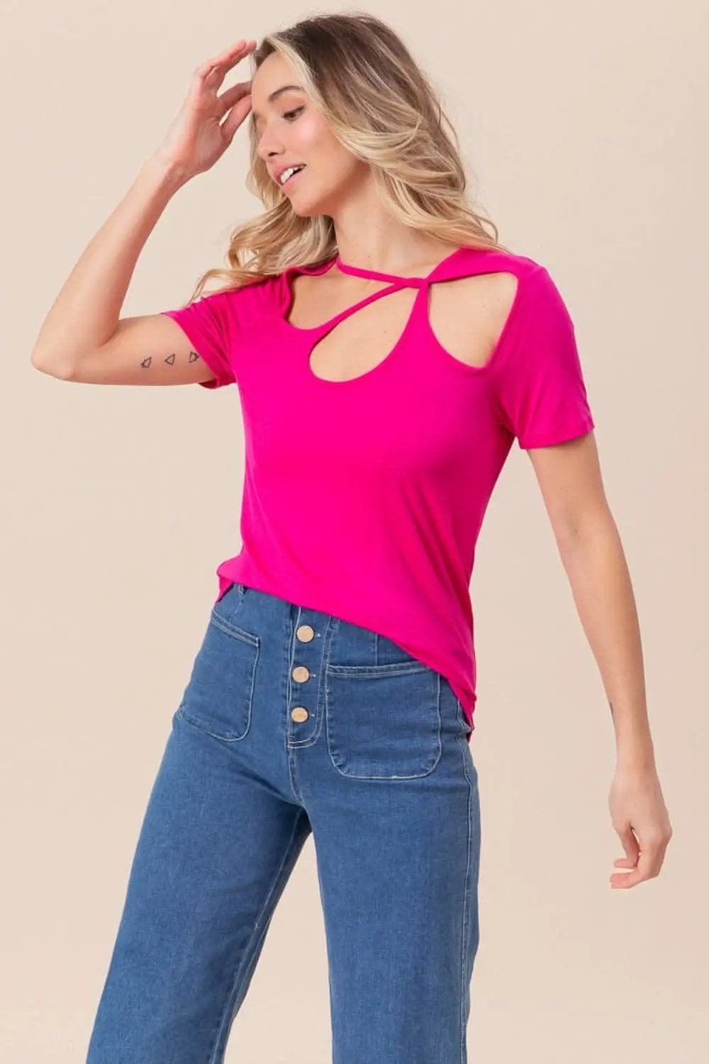 T-Shirts Trendsi Cutout Tee Women's Casual Short Sleeve T-Shirt Trendy Asymmetrical