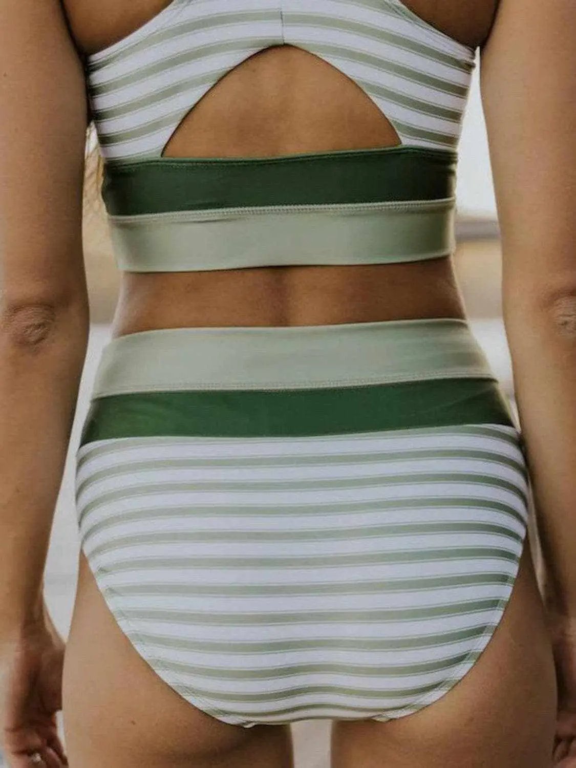 T-Shirts Trendsi Chic striped swimwear set