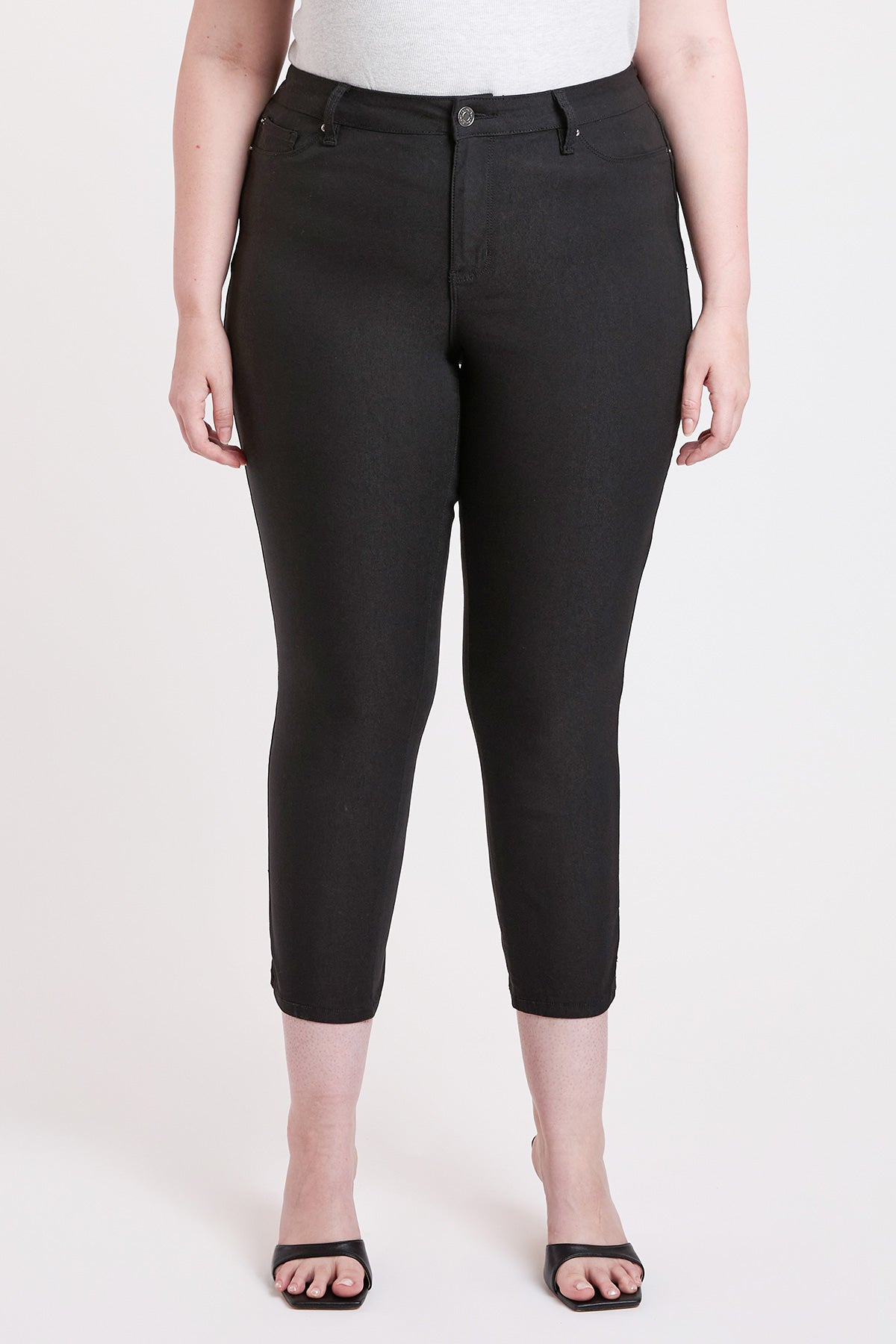 Women's Plus High Rise Hyperstetch Cropped Straight Pants