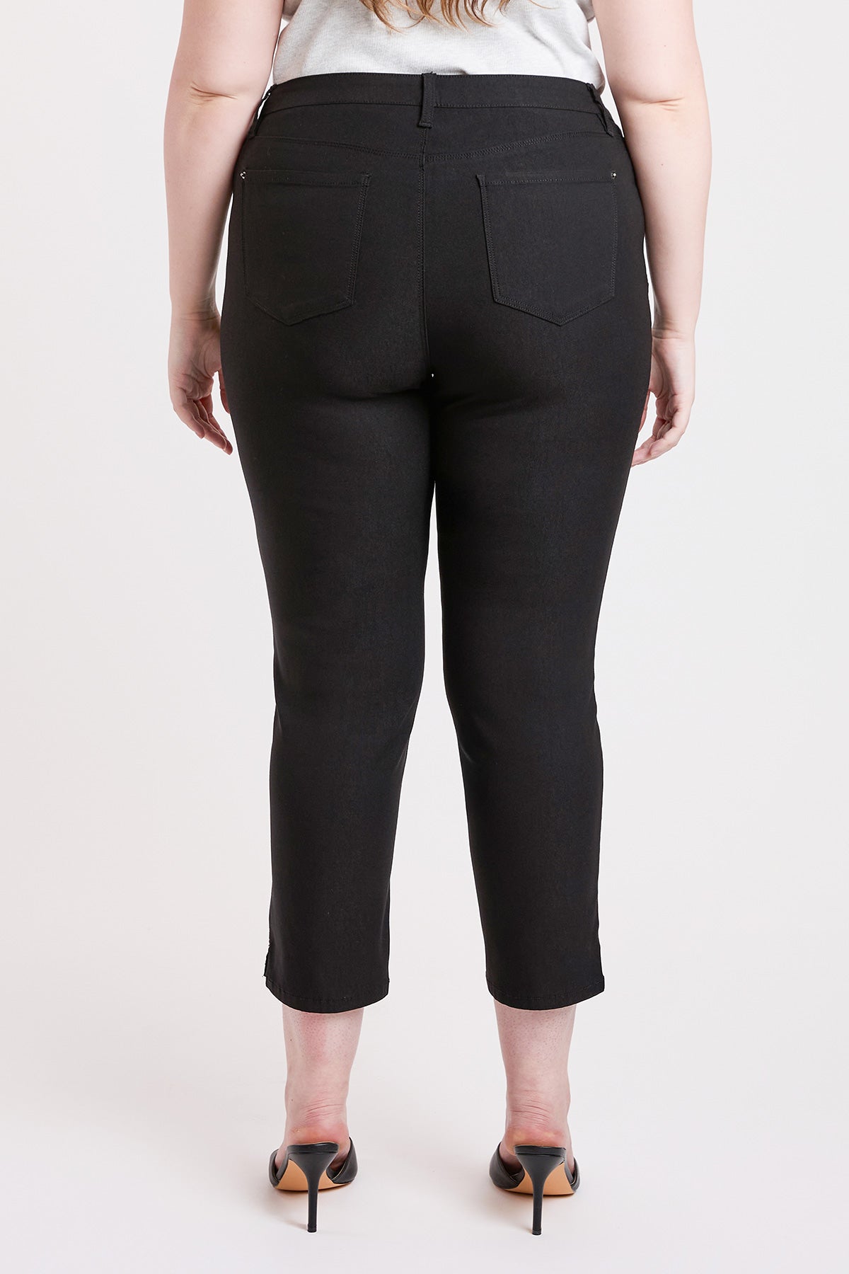 Women's Plus High Rise Hyperstetch Cropped Straight Pants