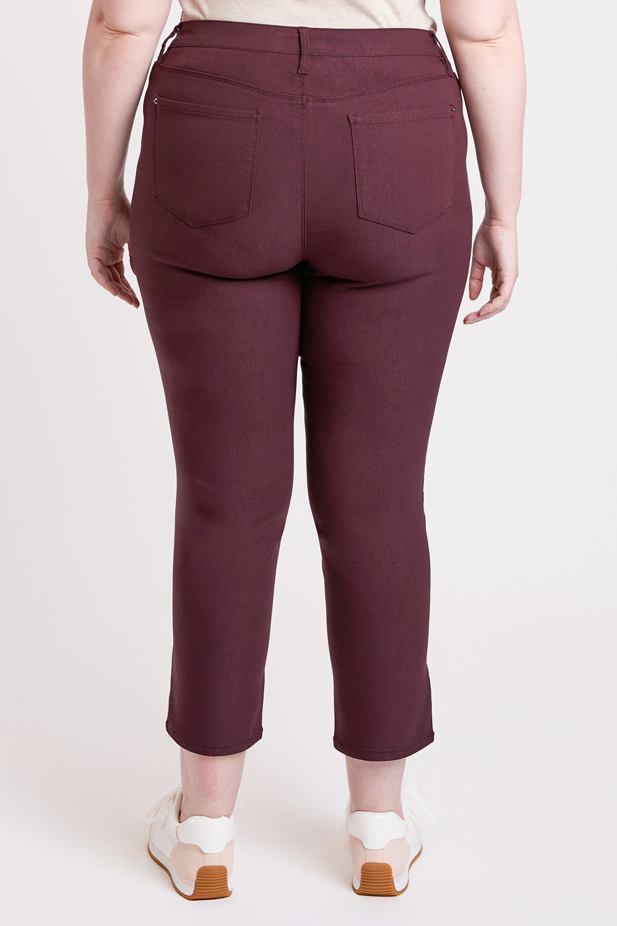 Women's Plus High Rise Hyperstetch Cropped Straight Pants