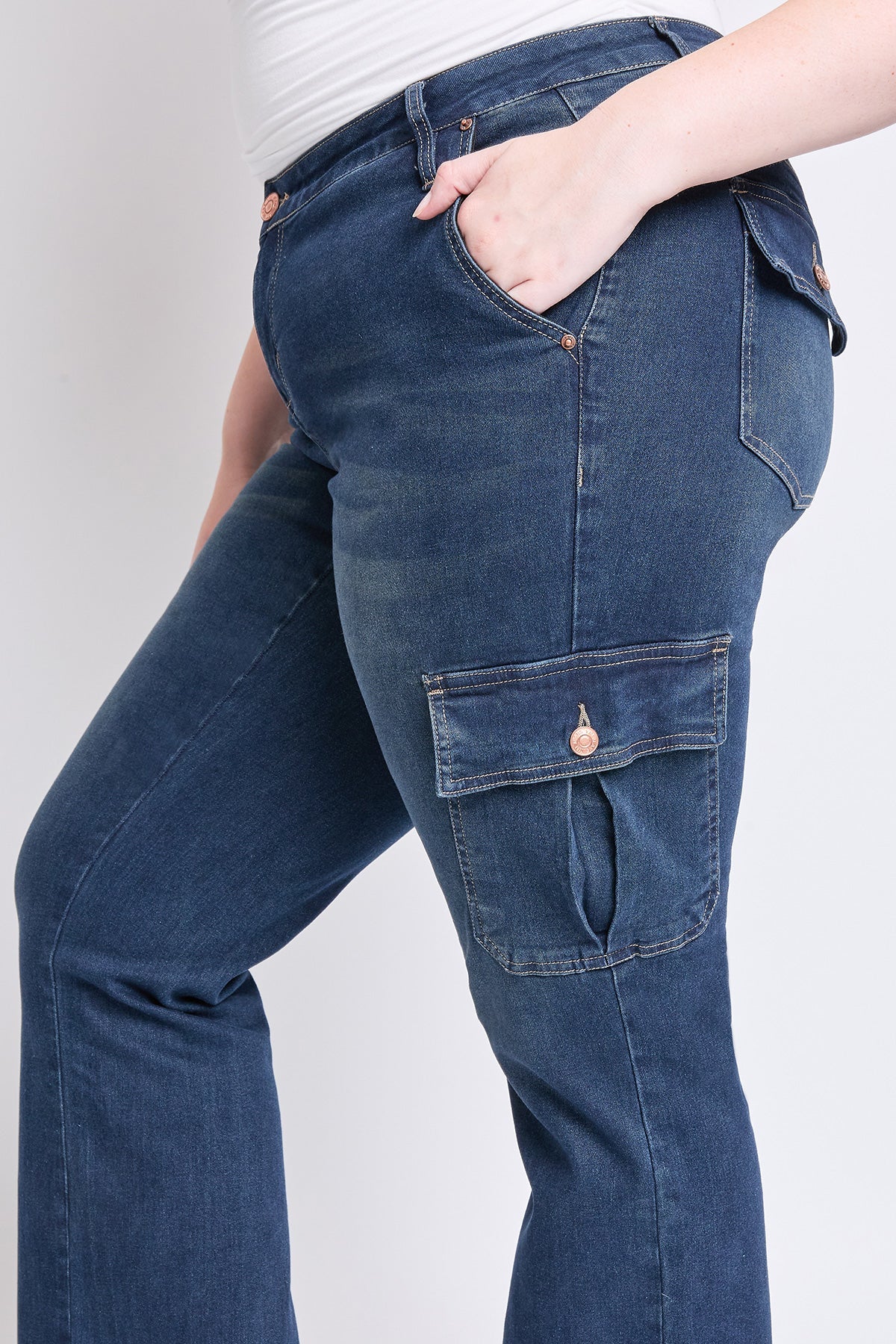 Women's Plus Low Rise Straight Leg Skater Jeans
