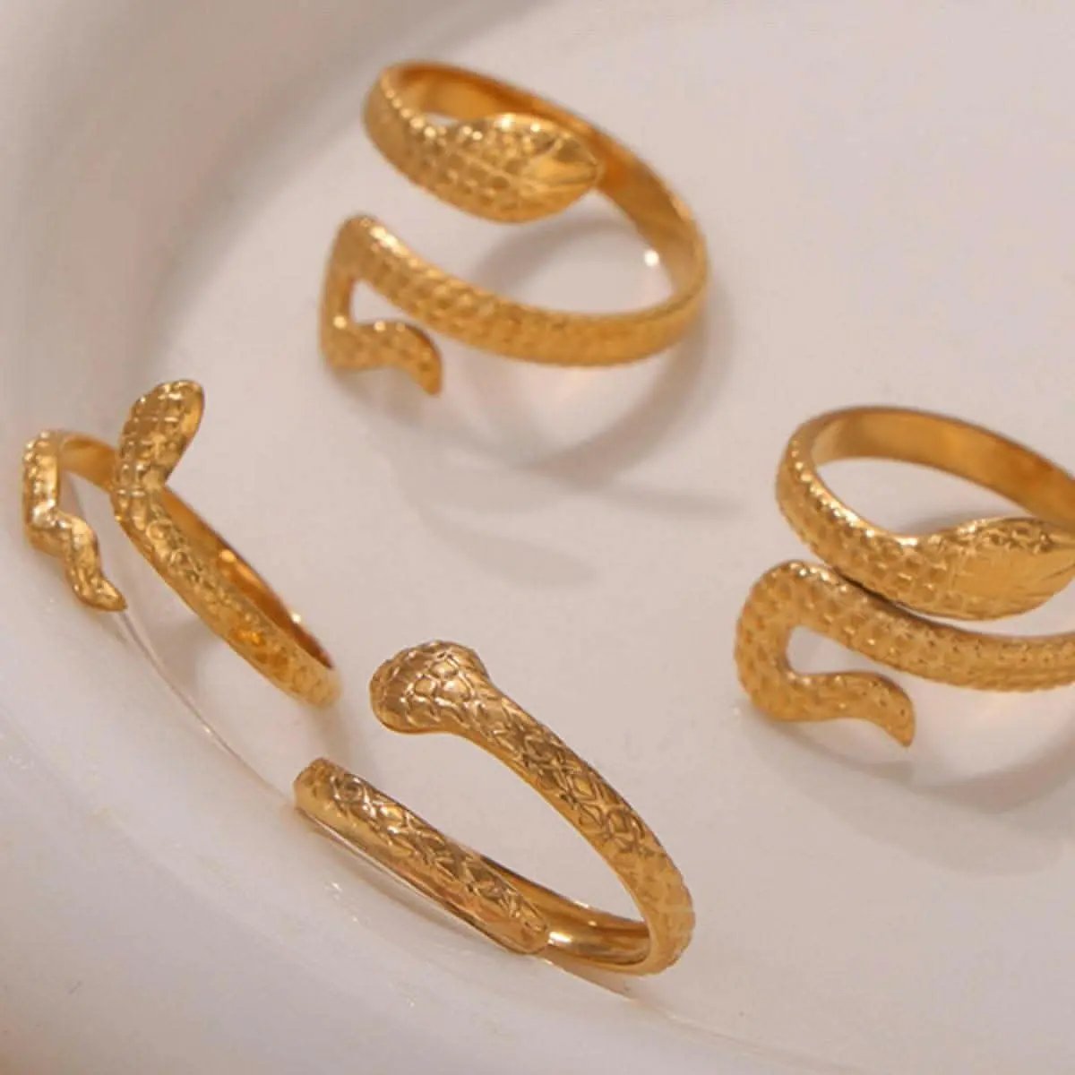 T-Shirts Trendsi just arrived - Elegant snake bypass ring