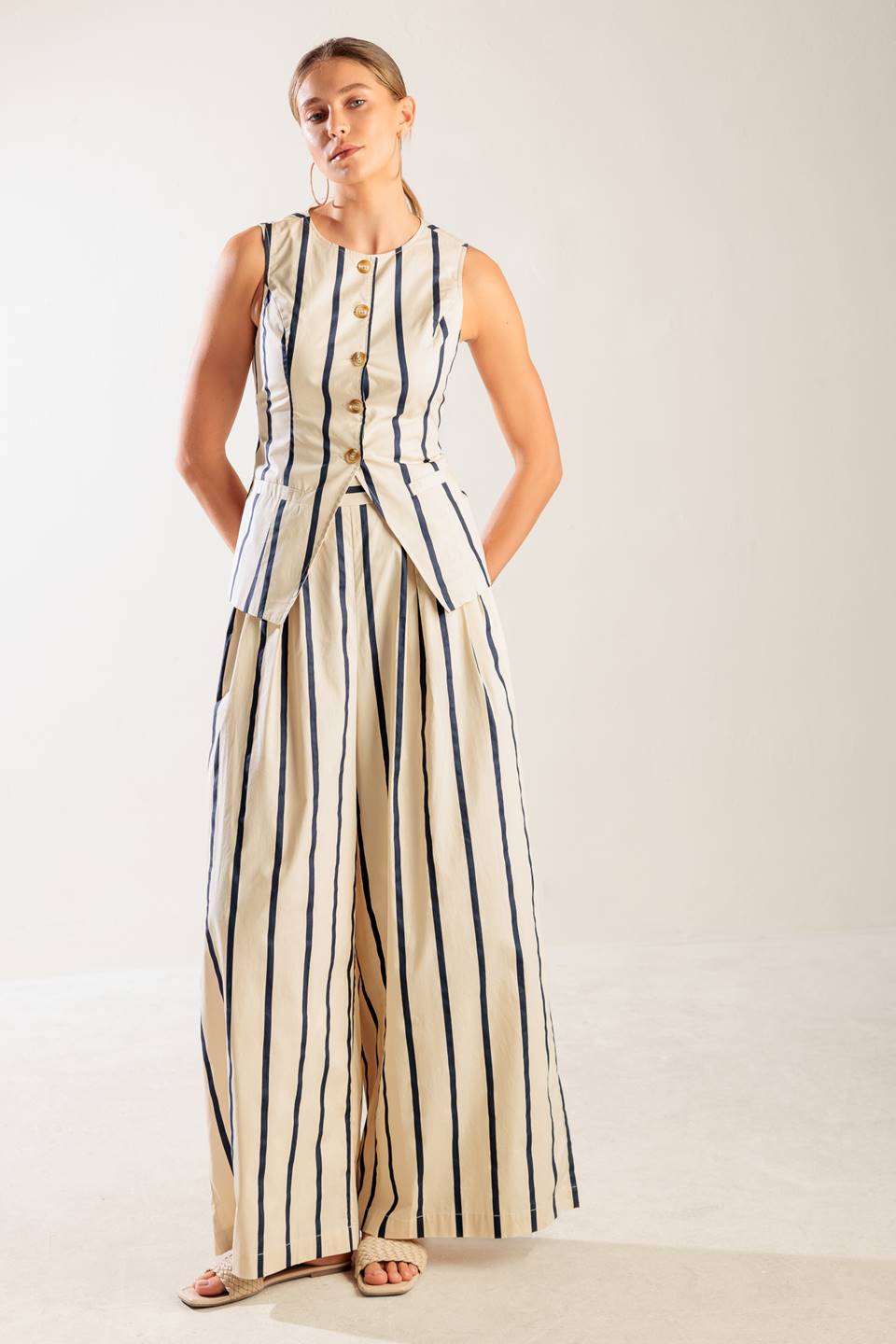 HERE AND NOW WOVEN VEST