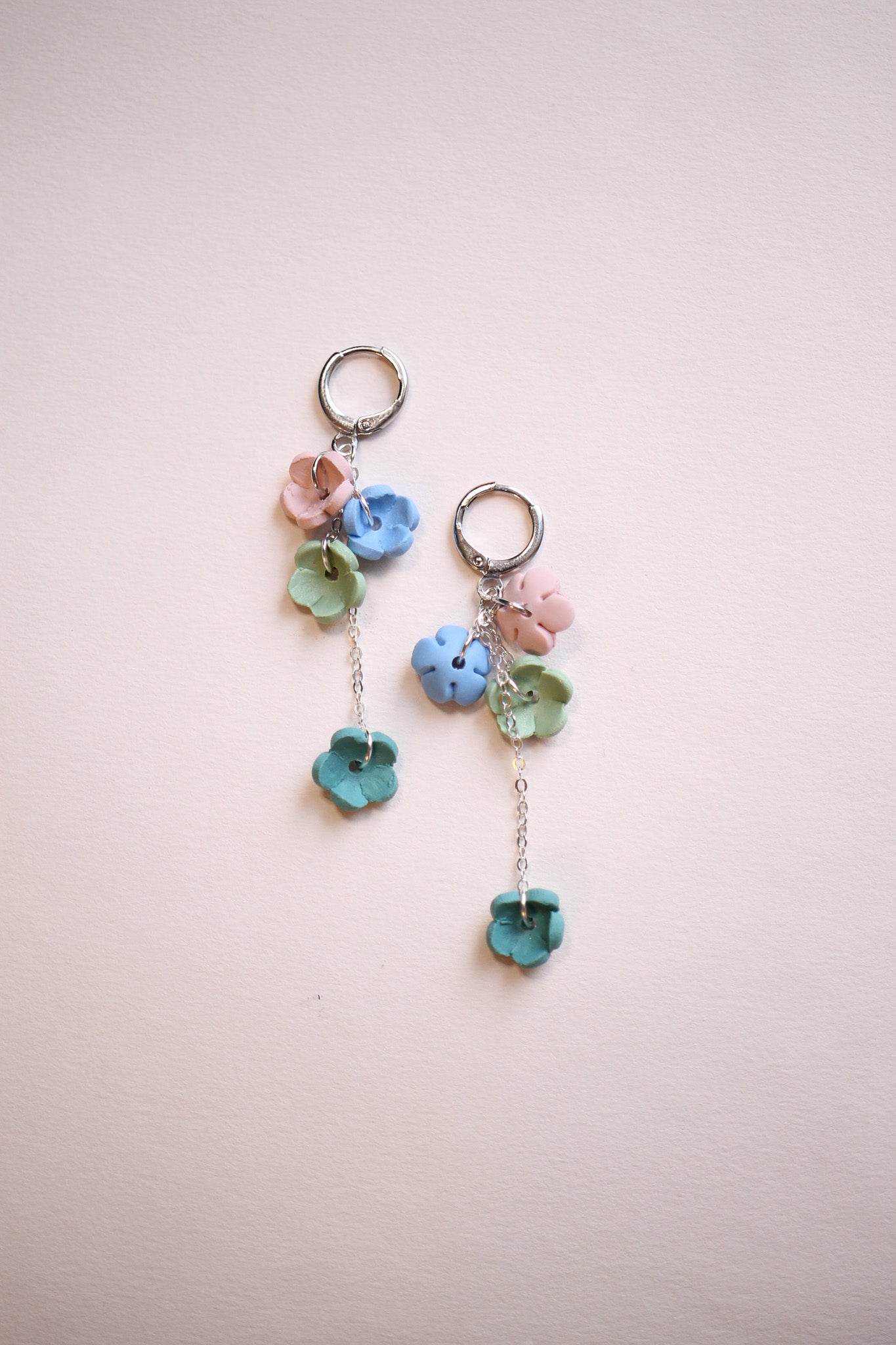 Wisteria Dangle in Spring Hues