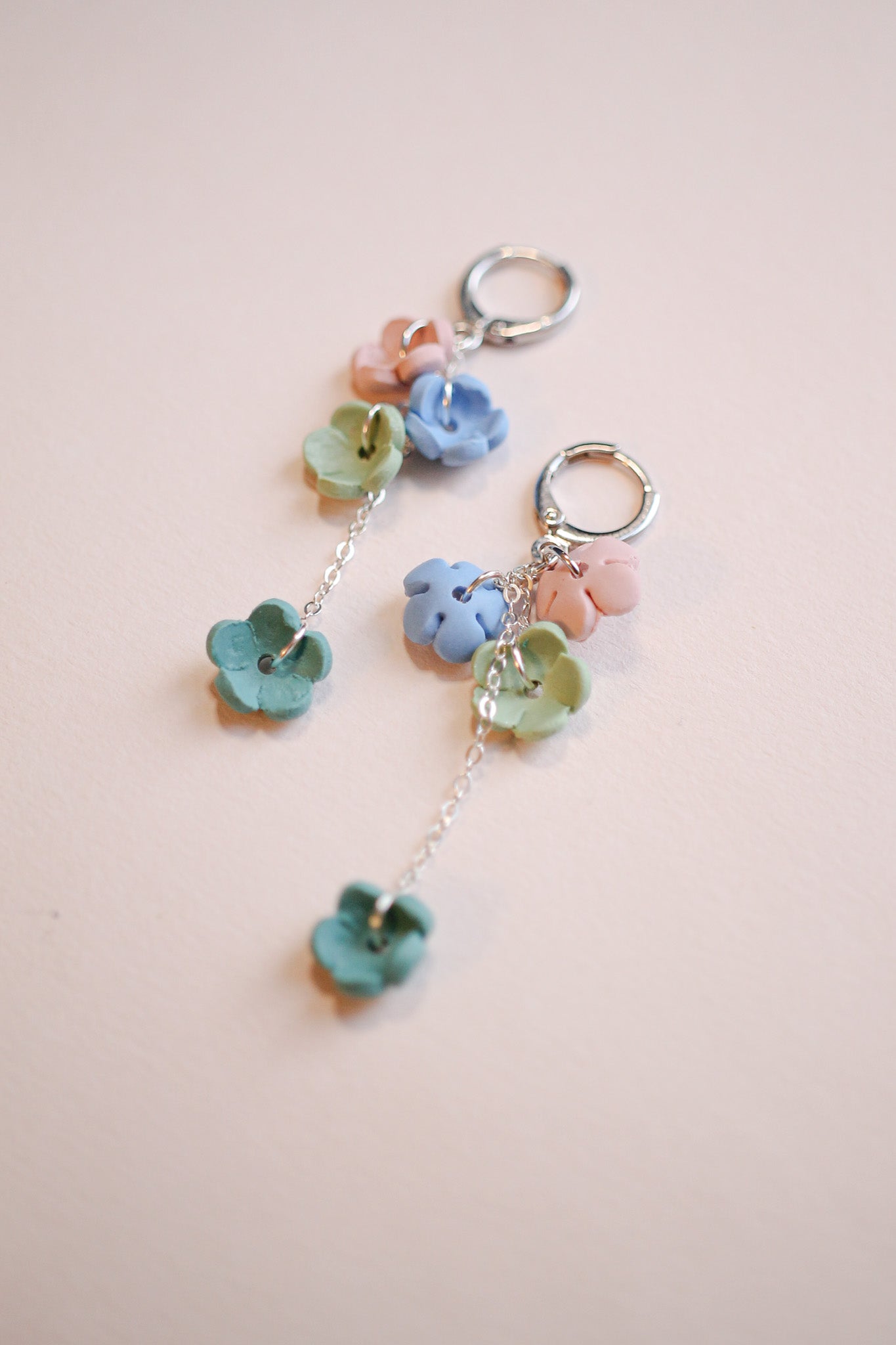 Wisteria Dangle in Spring Hues