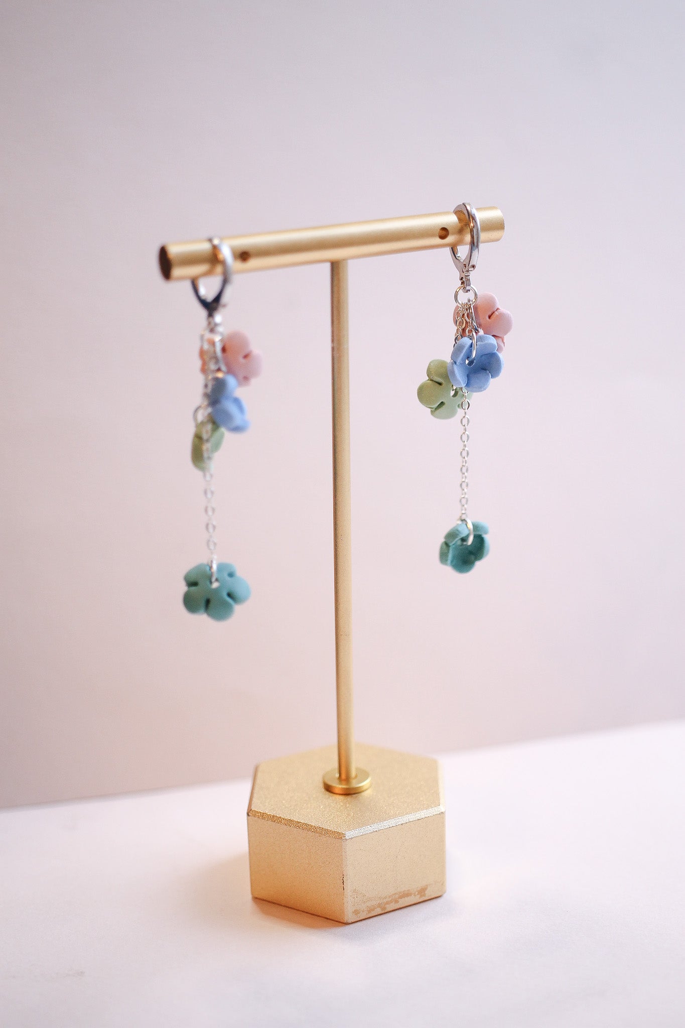 Wisteria Dangle in Spring Hues