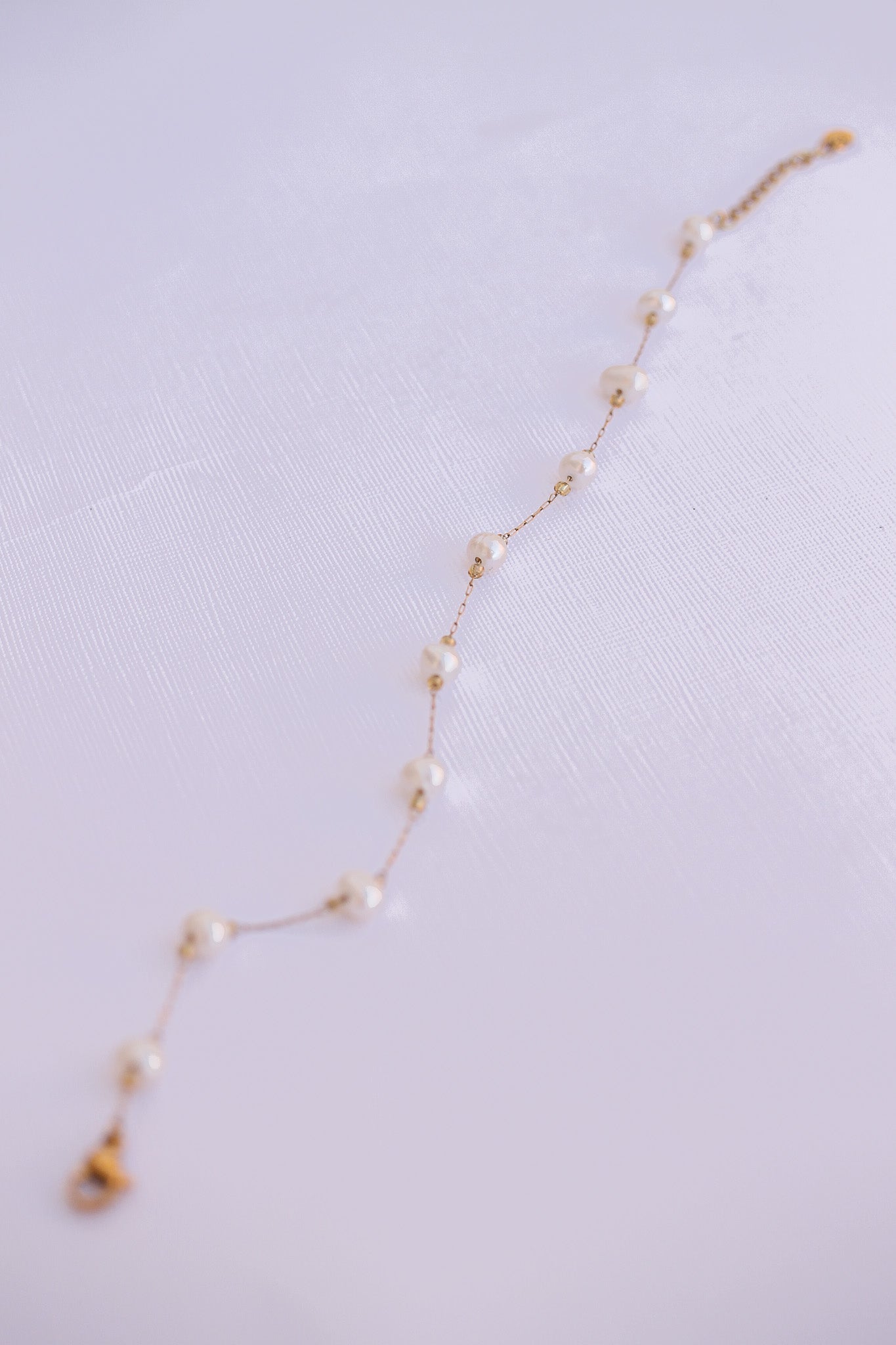 Aphrodite Anklet in Freshwater Pearl