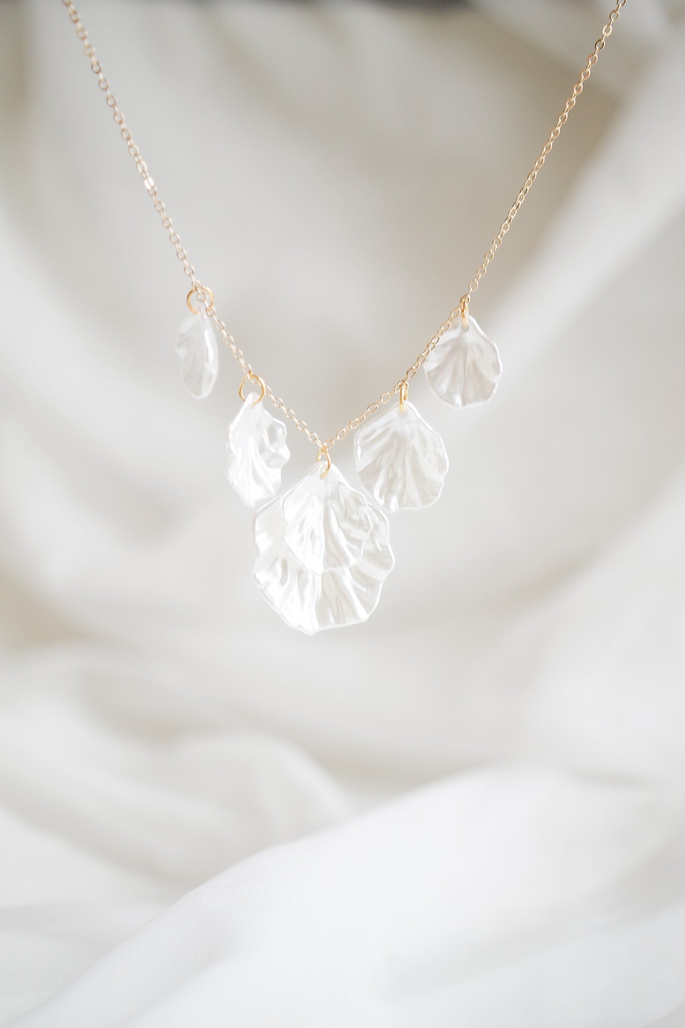 Aquamarine Necklace in Shell