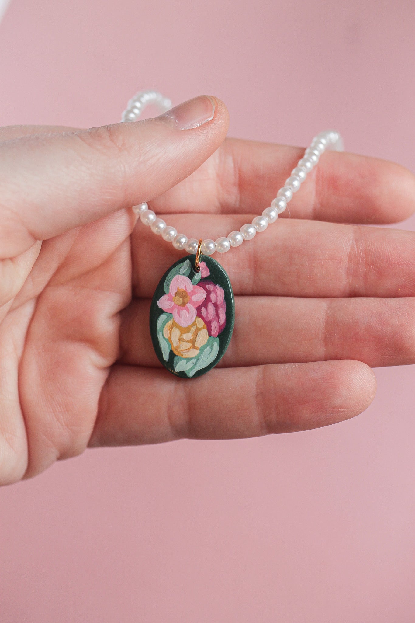 Isabella Necklace in Evergreen