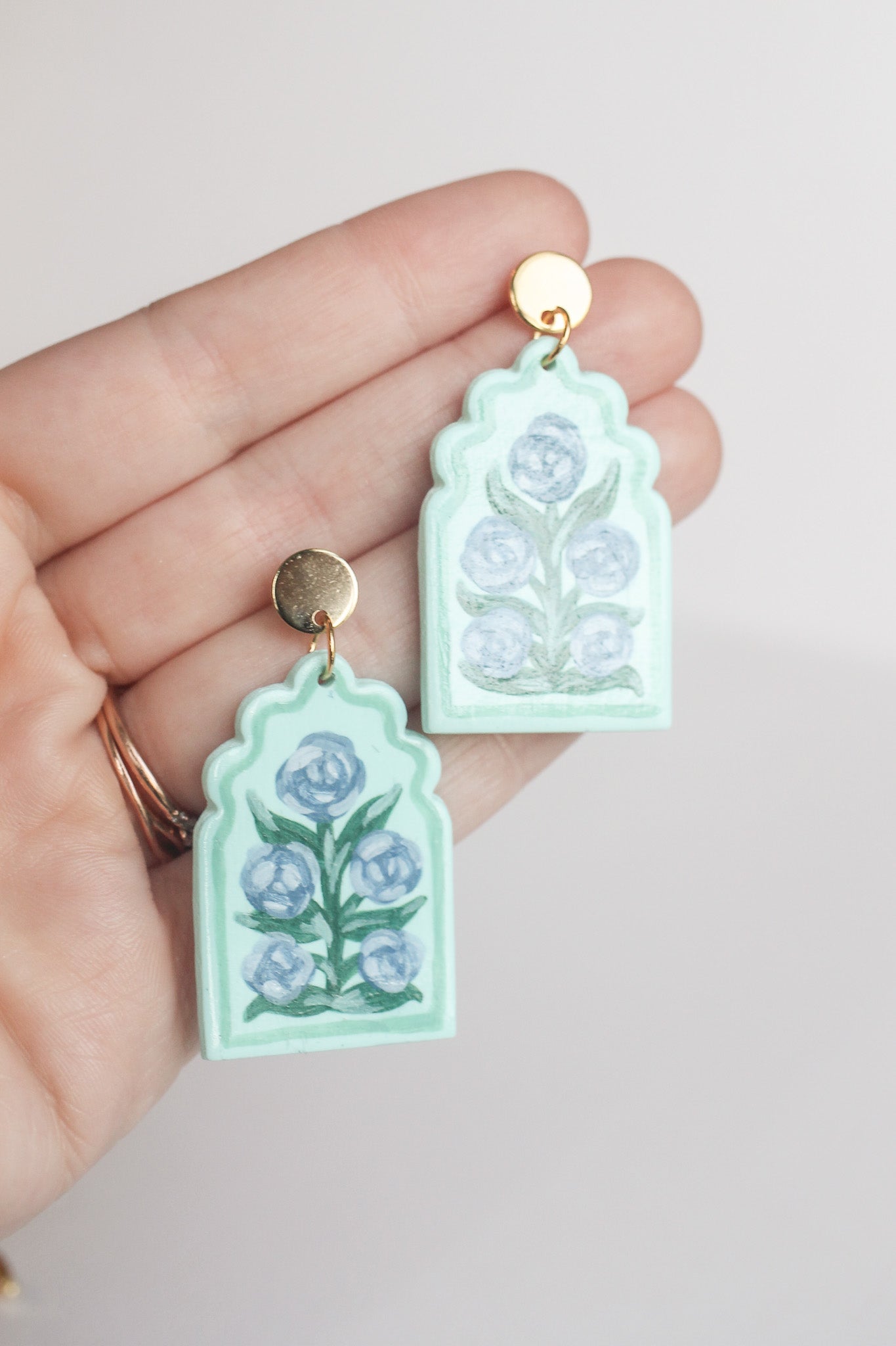 Elizabeth Dangle in Mint