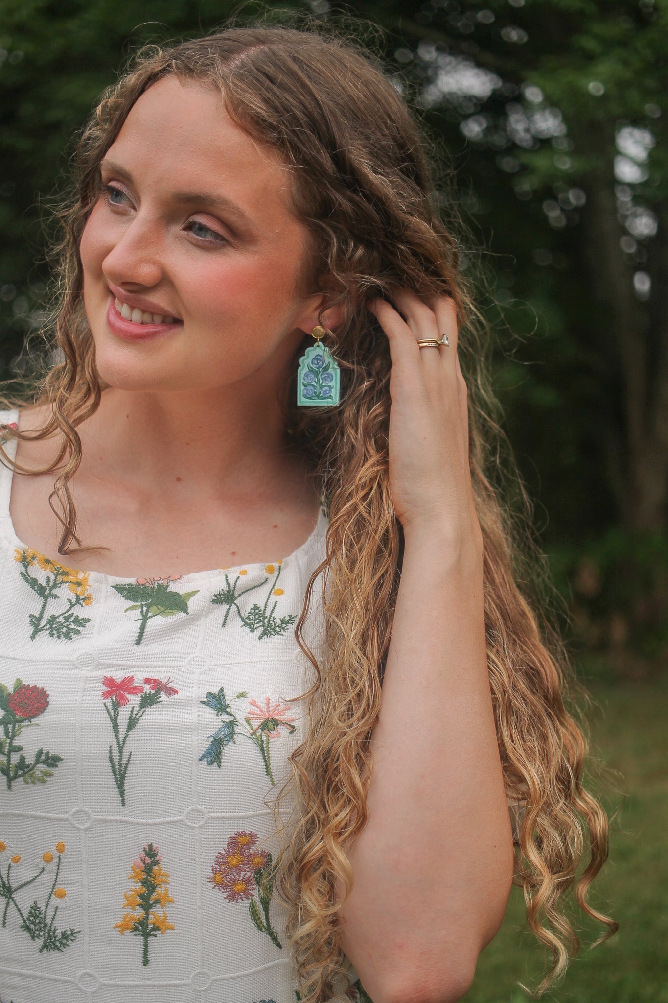 Elizabeth Dangle in Mint