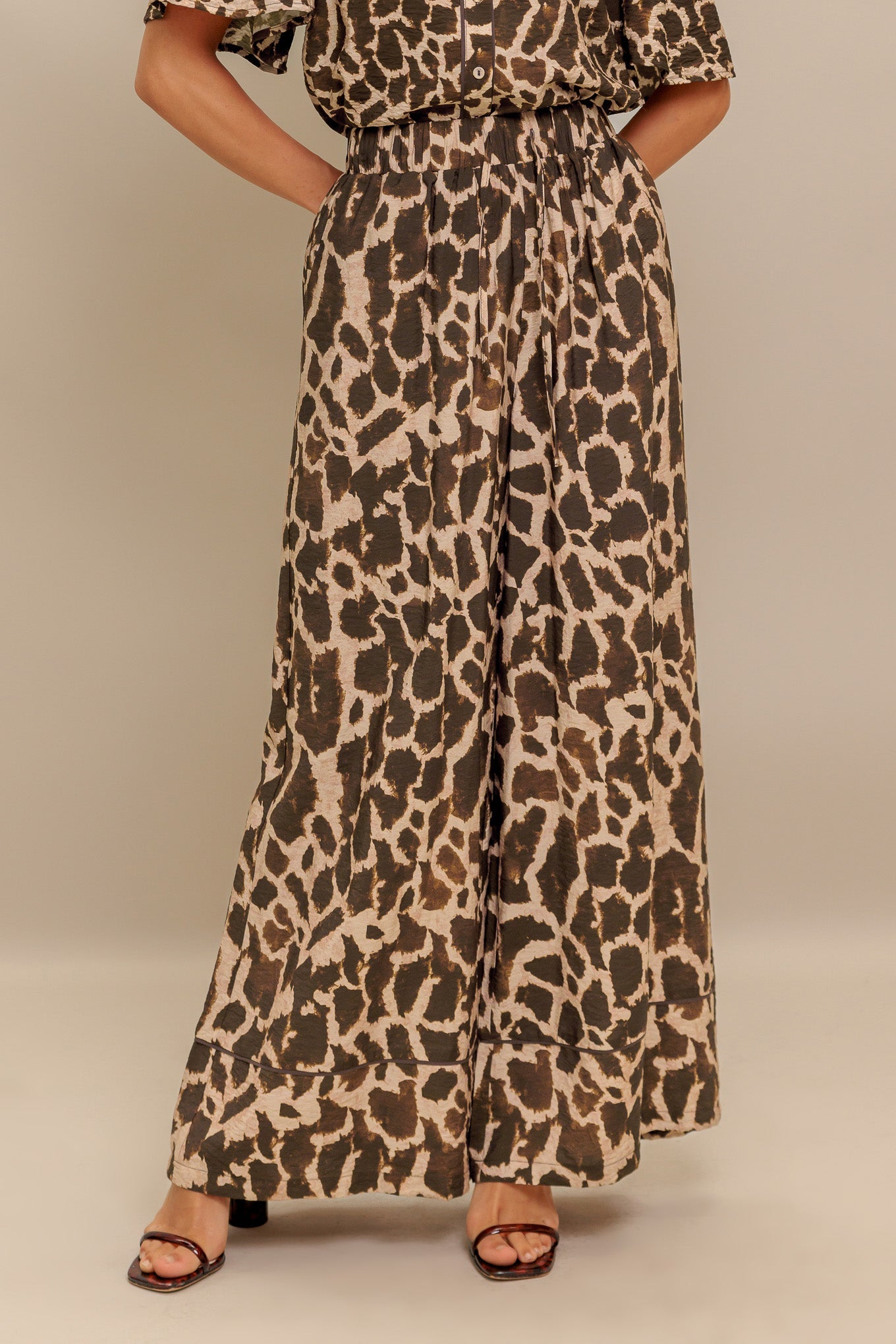 WILD STRUCTURE WOVEN PANTS