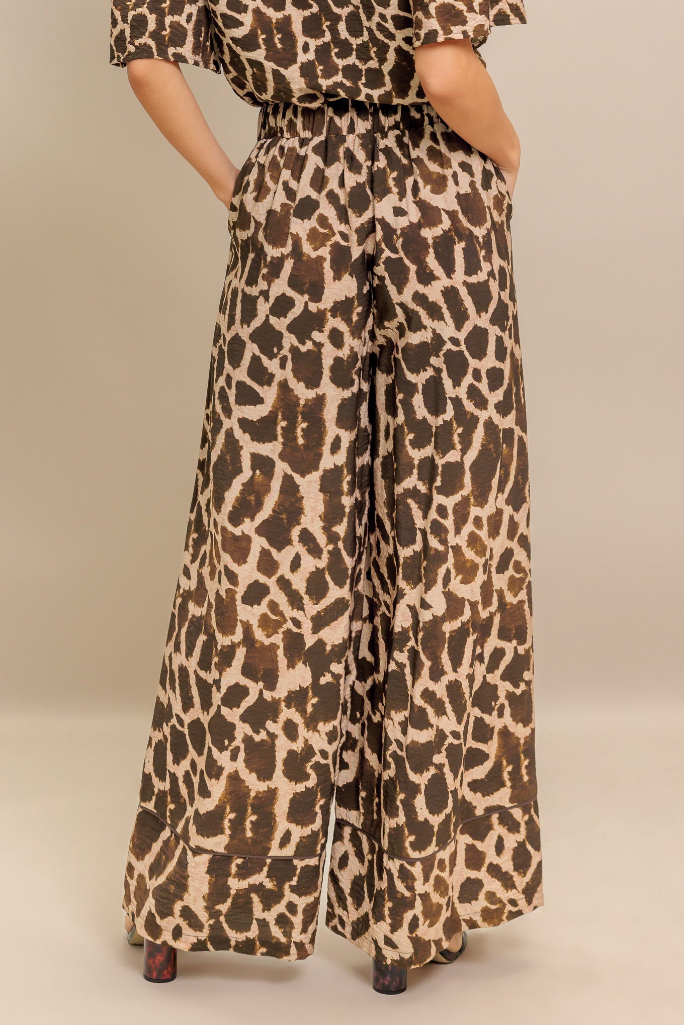 WILD STRUCTURE WOVEN PANTS