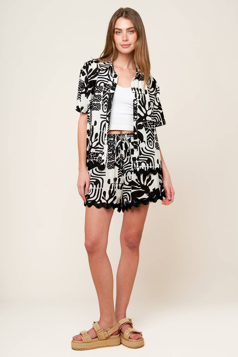 FEEL THE RUSH WOVEN TOP AND SHORTS SET
