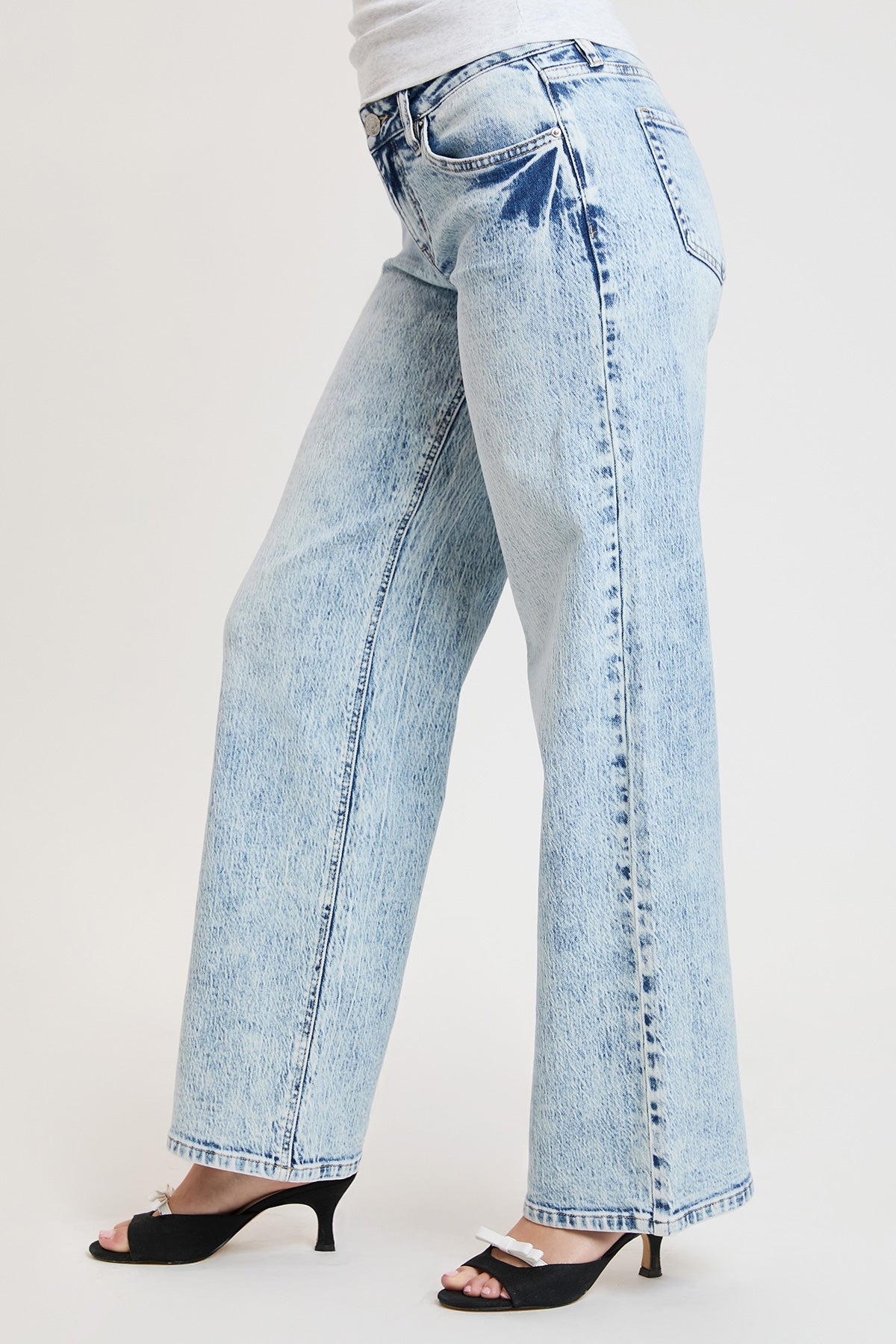 Women's Luxe Brittany Low Rise Wide Leg Jeans