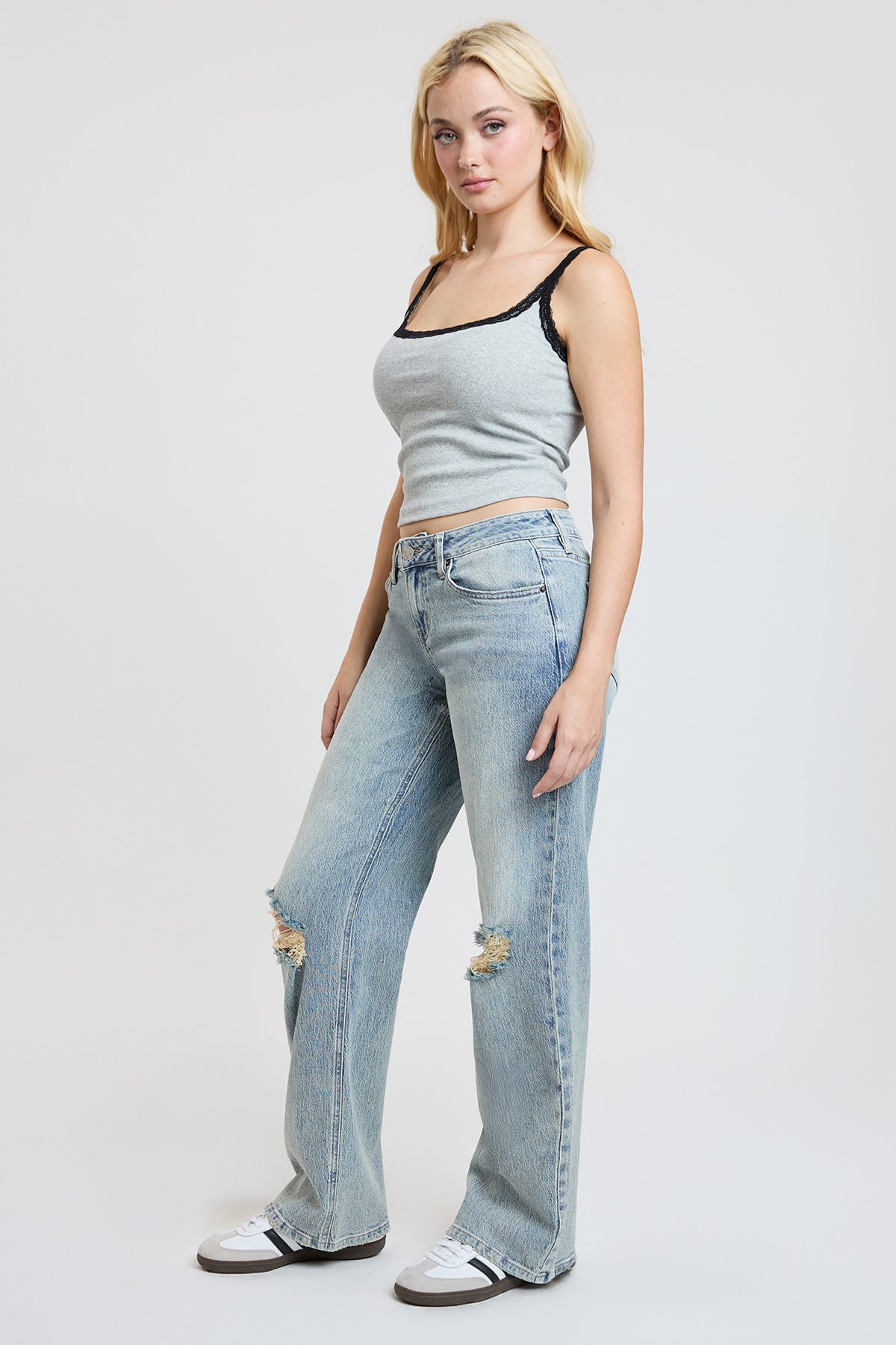 Women's Luxe Brittany Low Rise Wide Leg Jeans