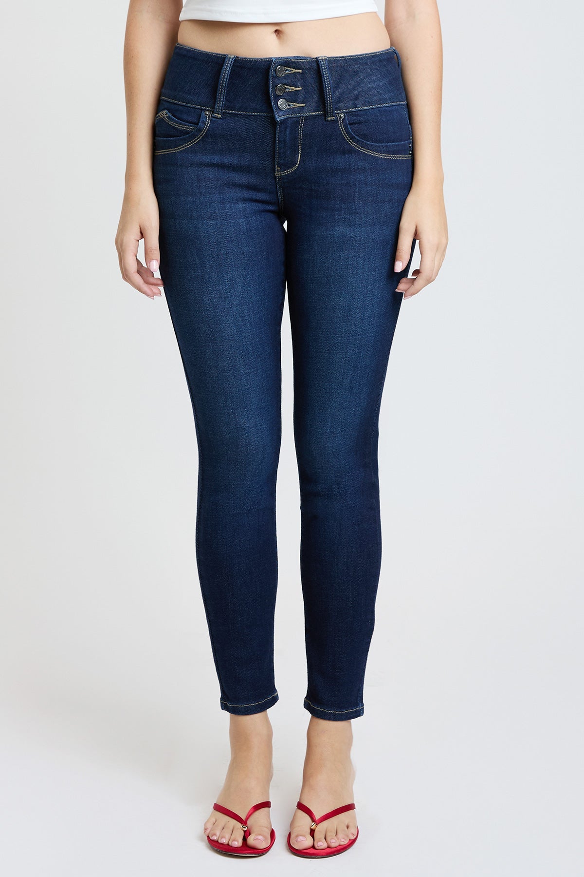 Women's Luxe Mid Rise 3-Button WannaBettaButt Skinny Jeans