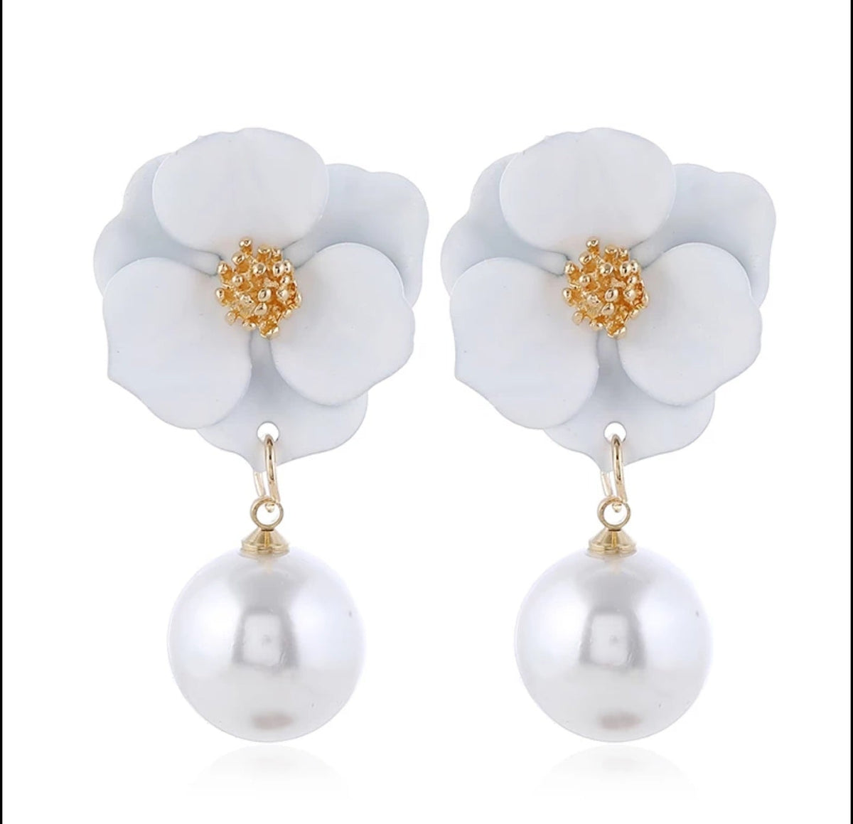 Flower Shaped Stud Earrings