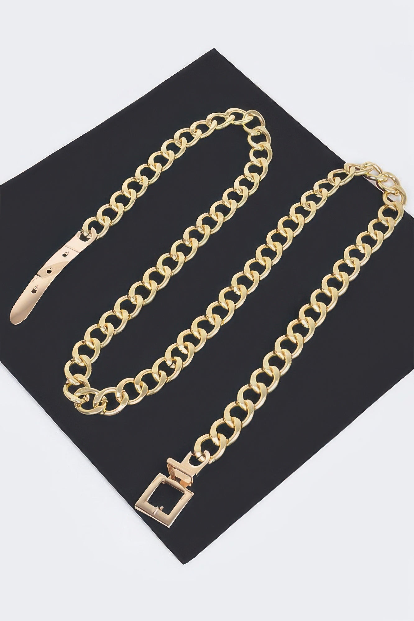 Monotone Plus Size Chain Belt