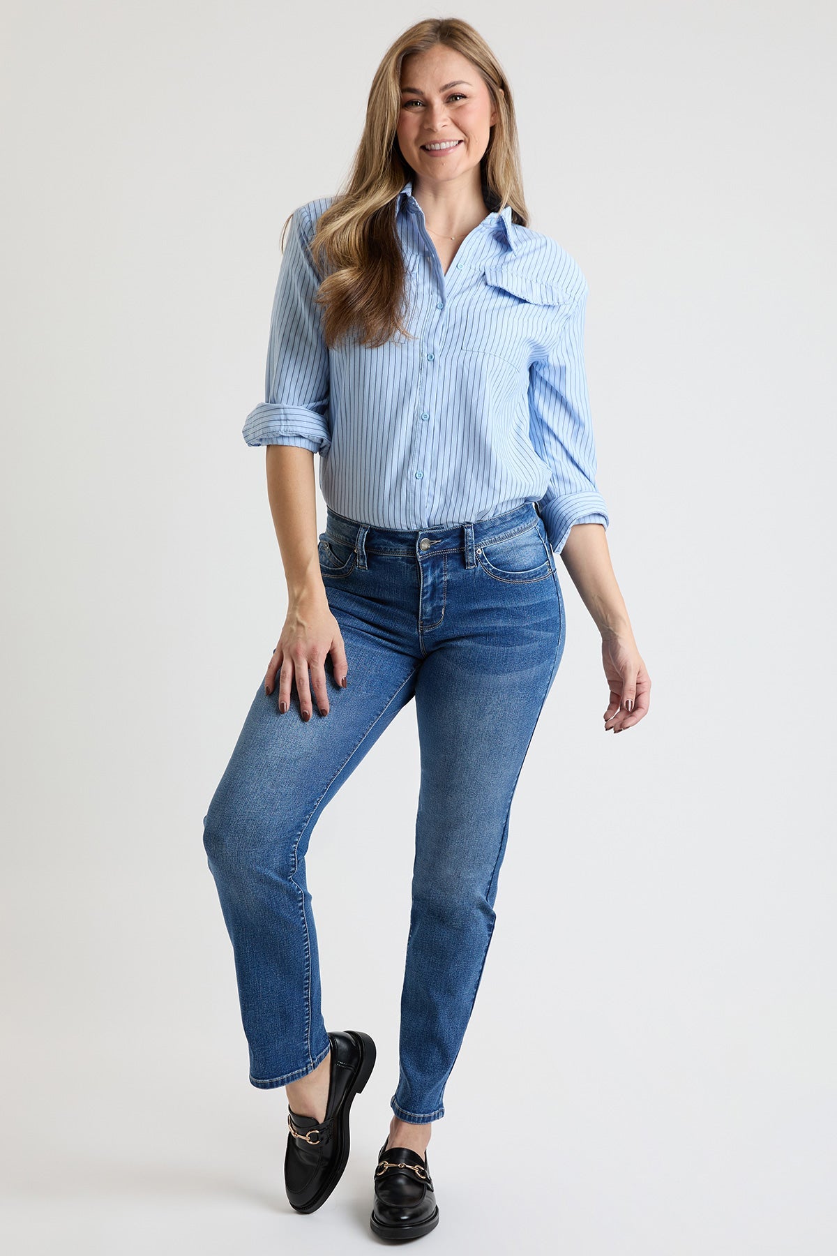 Women's High Rise Curve Confidence Straight Jeans
