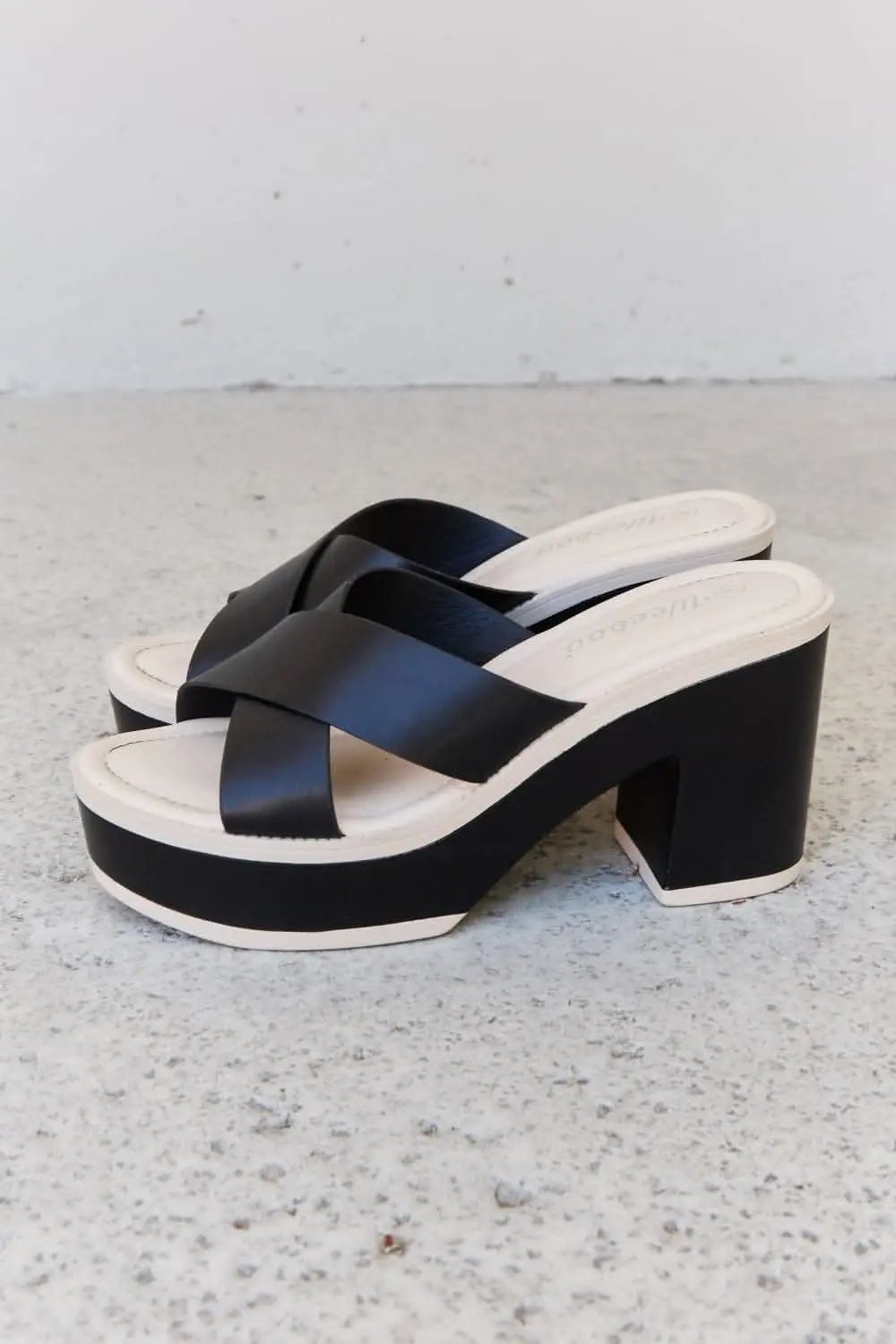Trendsi Black Platform Sandals Women's Casual Shoes Comfortable Weeboo