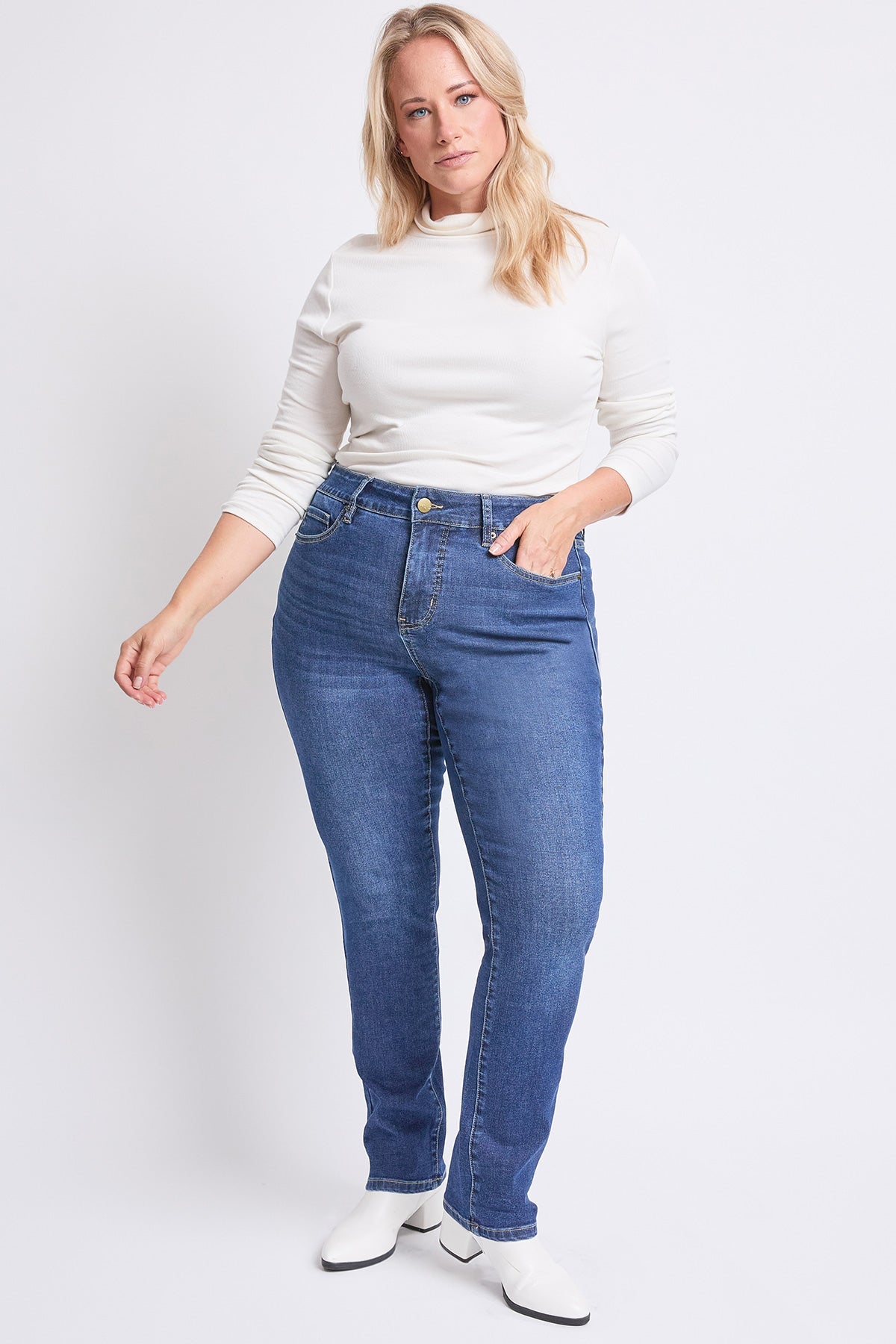Women's Plus High Rise Basic 5 Pocket Straight Jeans