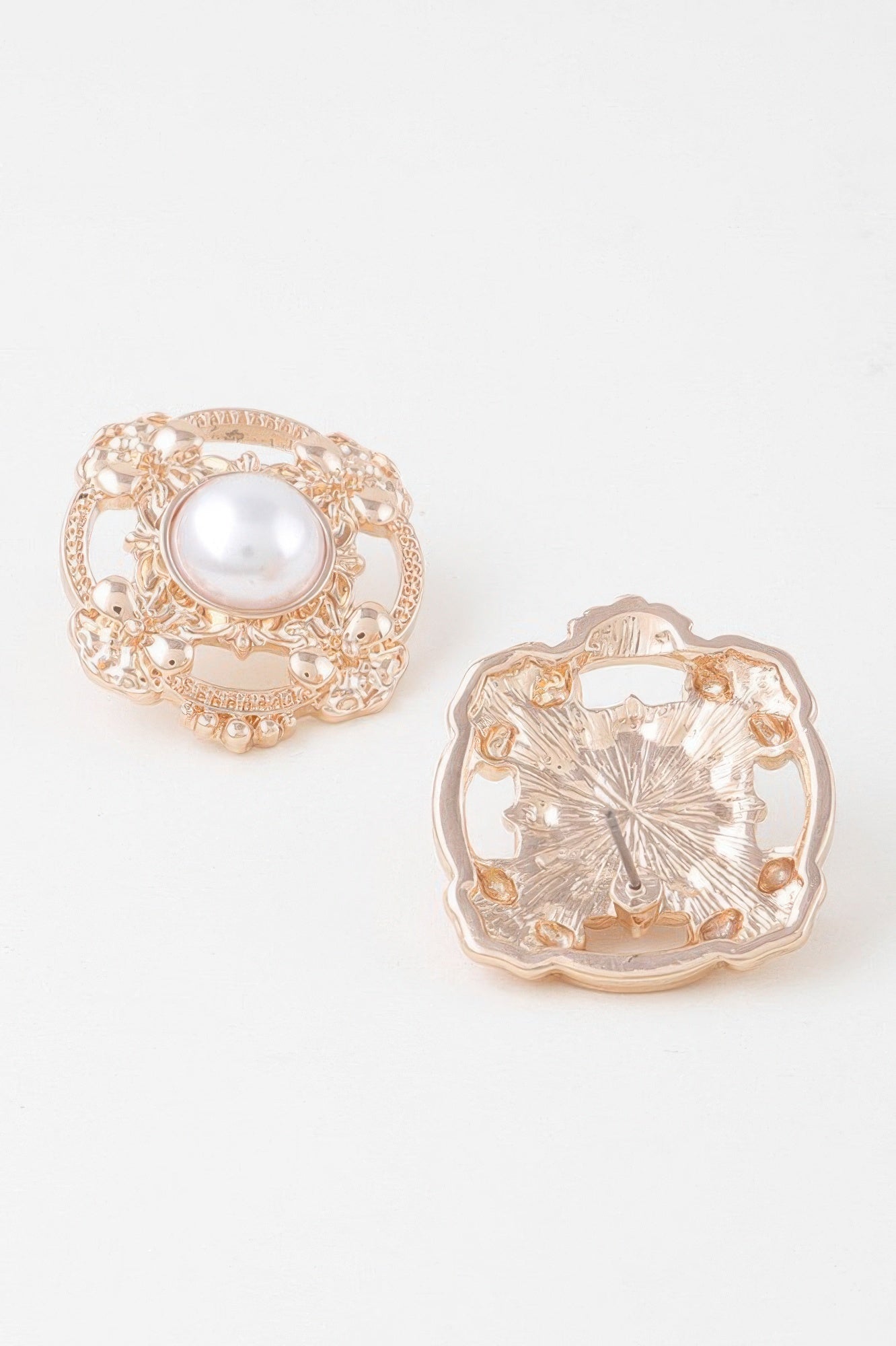 Antique Ribbon Pearl Stud Earrings