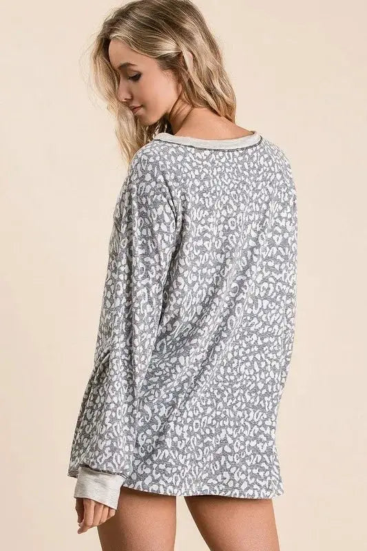 T-Shirts Trendsi Leopard Print Women's Casual T-Shirt - Soft & Stylish Long Sleeve Top