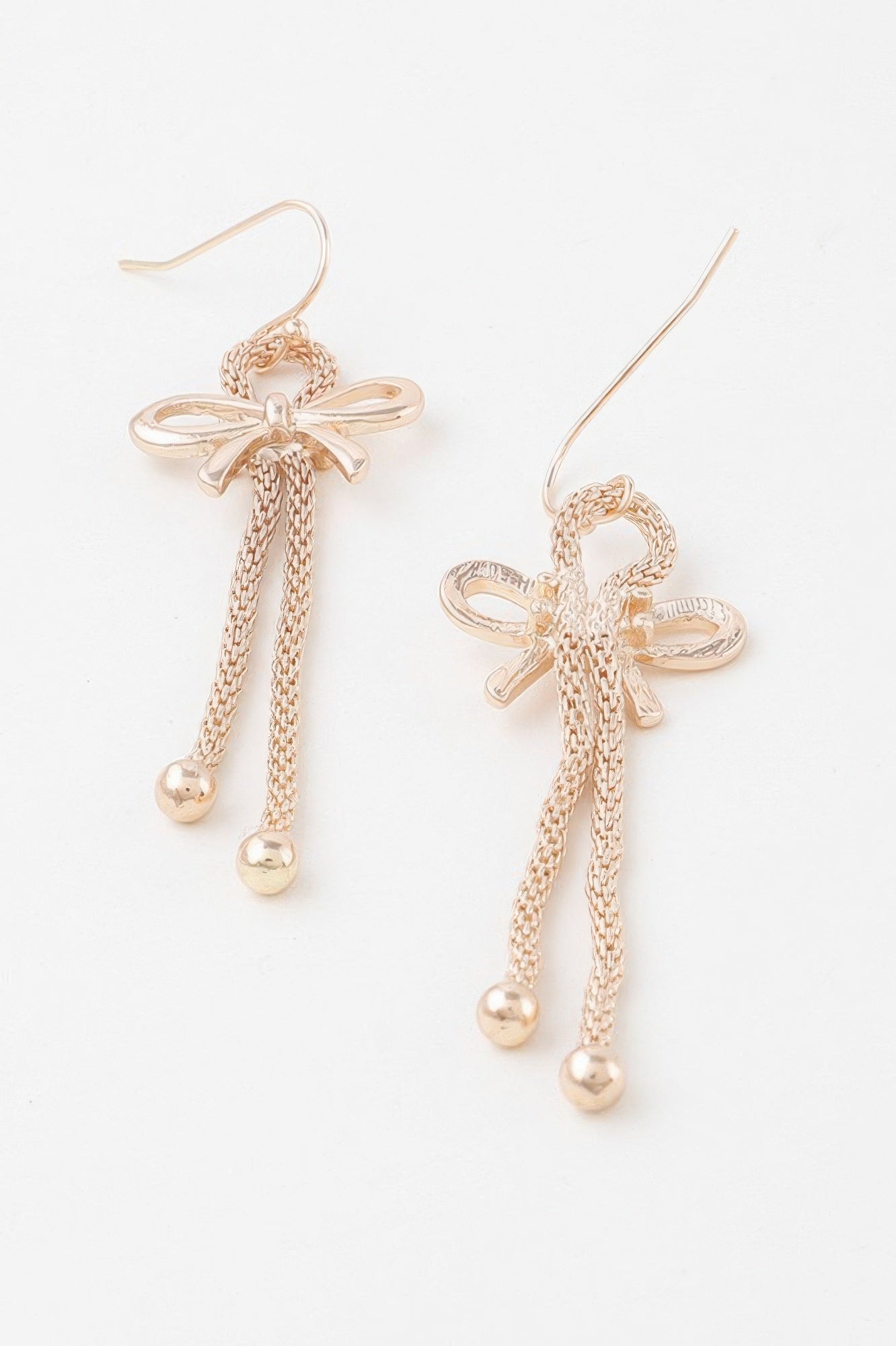 Box Chain Ribbon Earrings