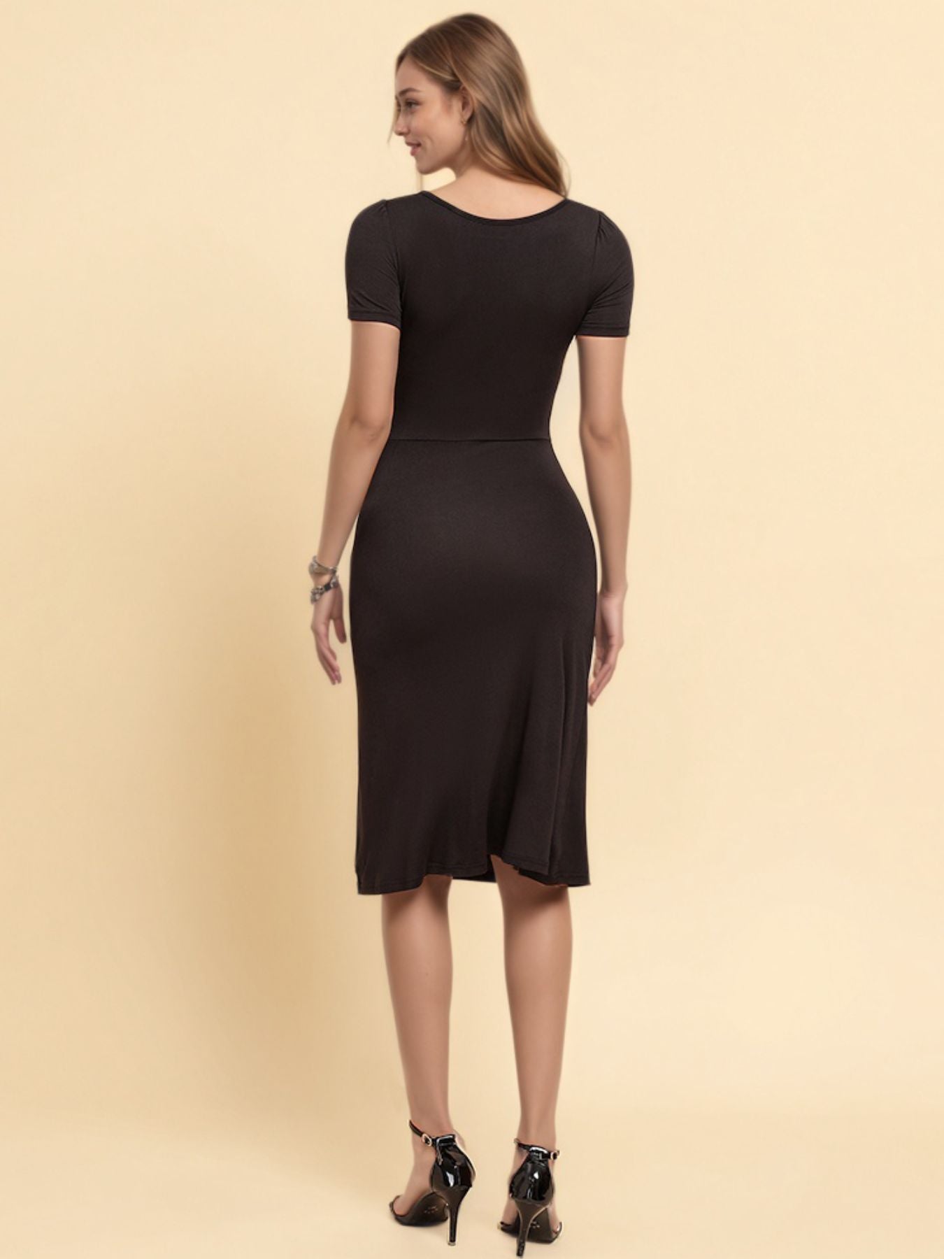 Ruched Sweetheart Neck Short Sleeve Midi Dress with Slit