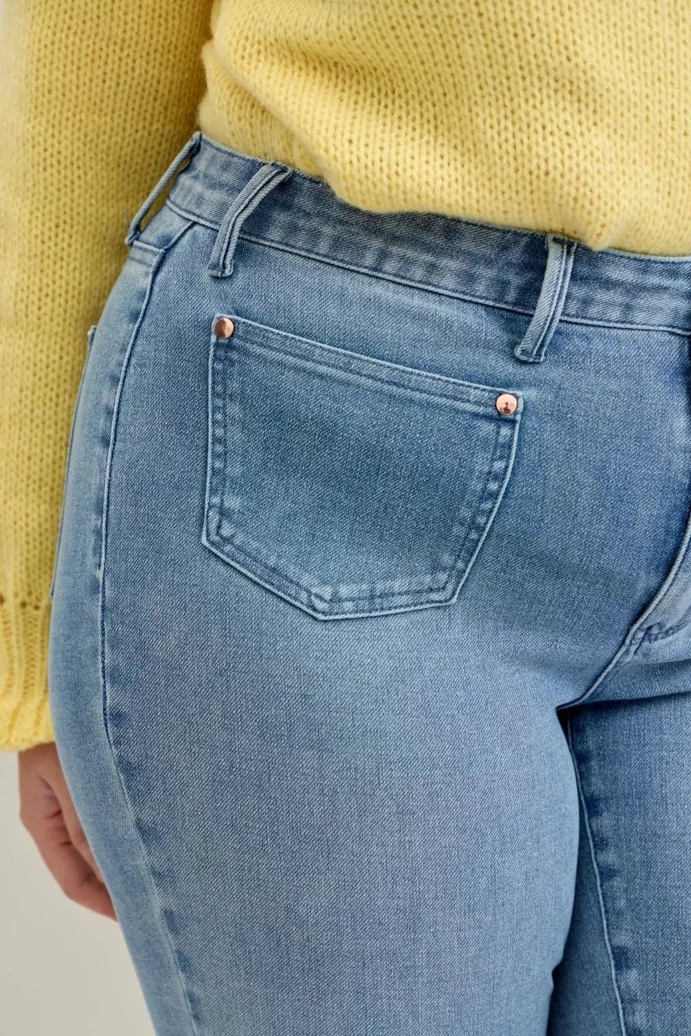 Judy Blue Jeans - Full Size Mid Rise Bootcut Jeans with Contrast Wash & Front Patch Pockets