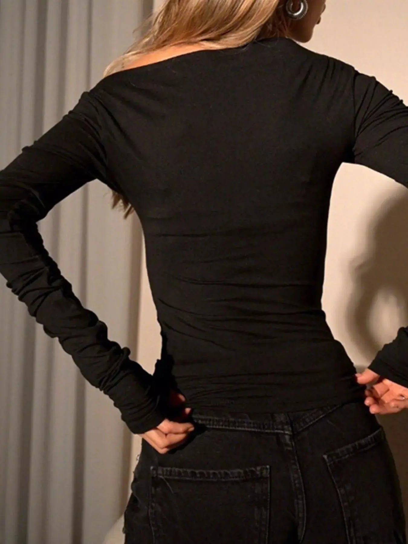 Off-Shoulder Ruched Long Sleeve T Shirt