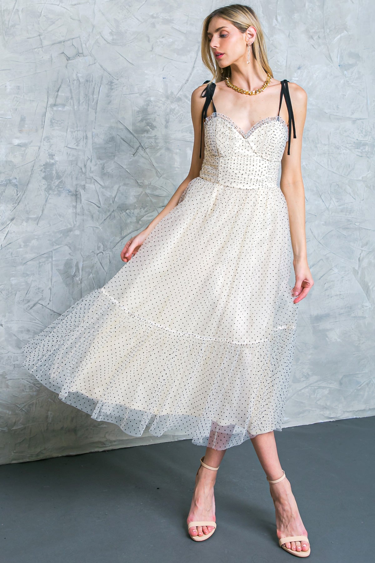 CUTOUT FOR ELEGANCE TULLE MIDI DRESS