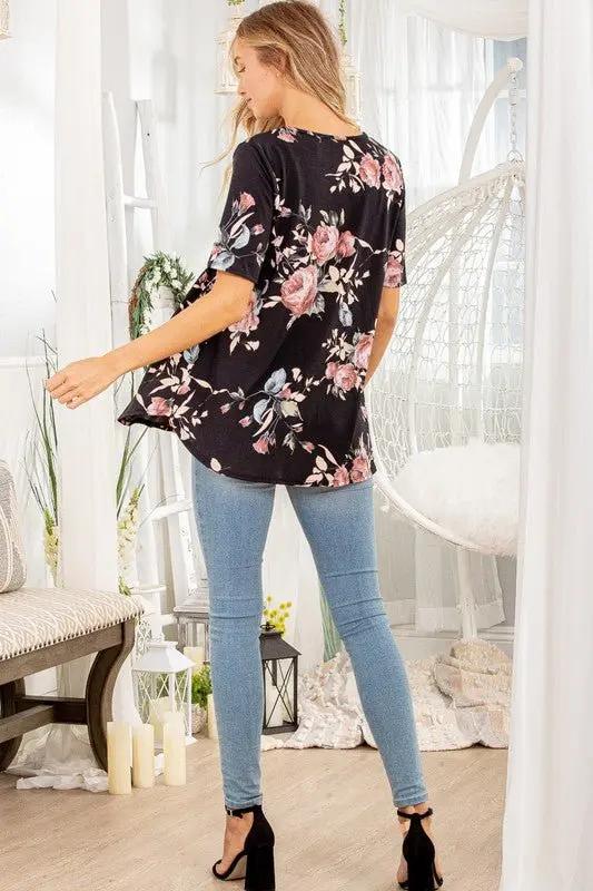 Shorts Trendsi Floral Crisscross Top Women's Plus Size Babydoll Shirt Cute & Comfy