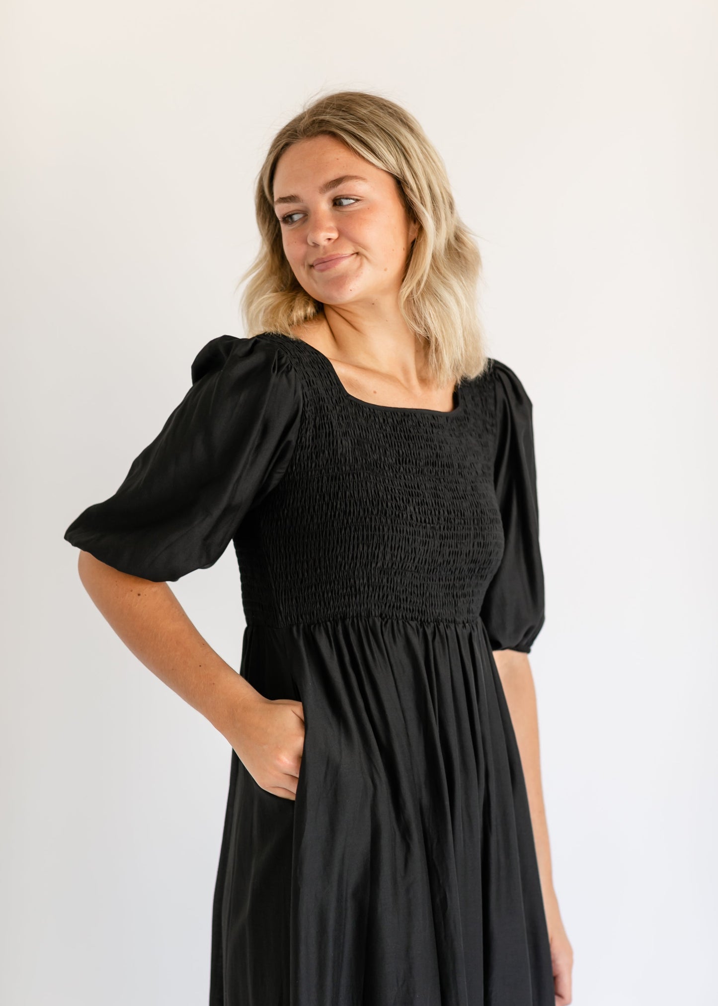 Kayleen Black Maxi Dress