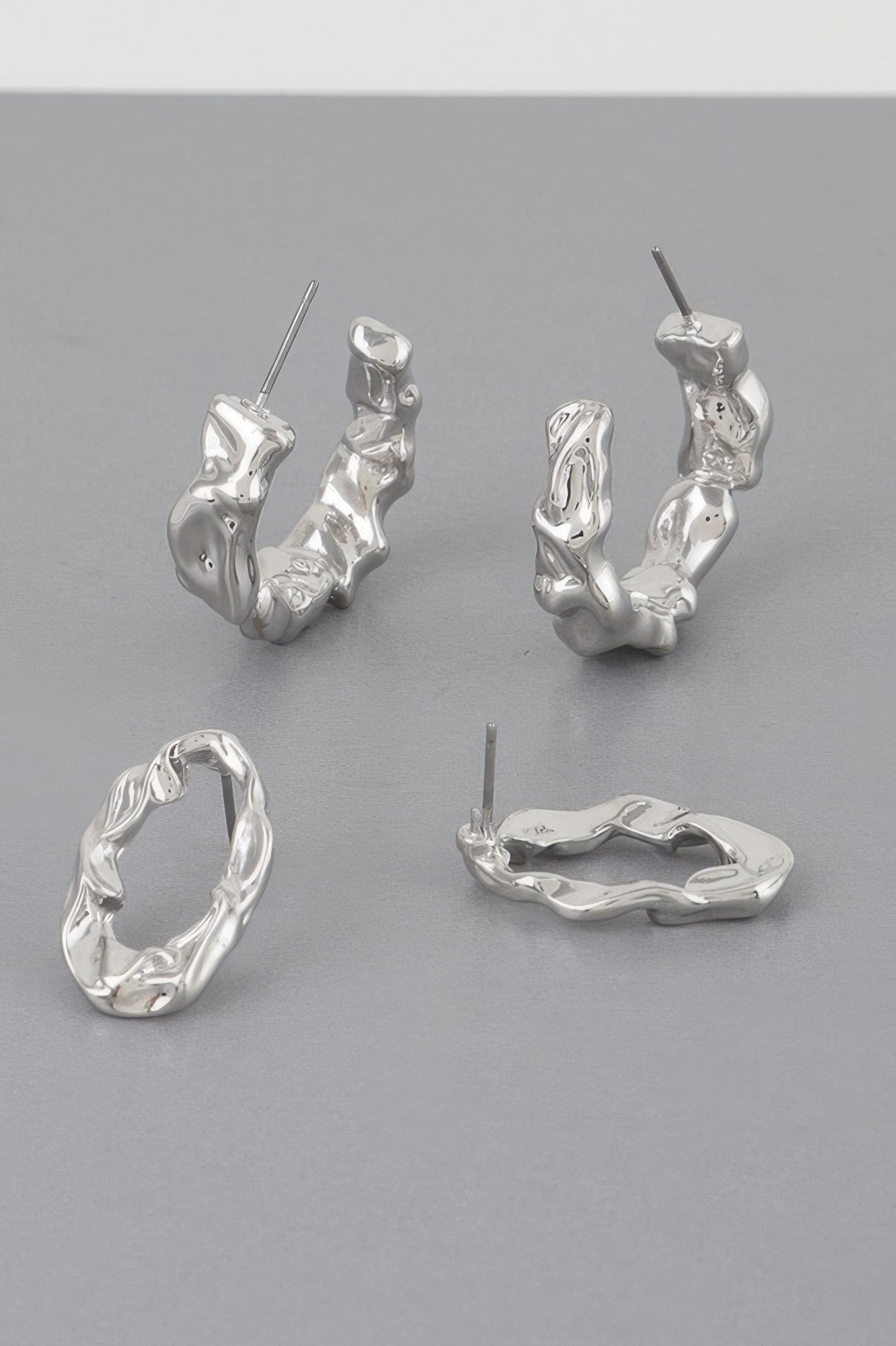 Mini Textured Latch Hoop Earrings Set