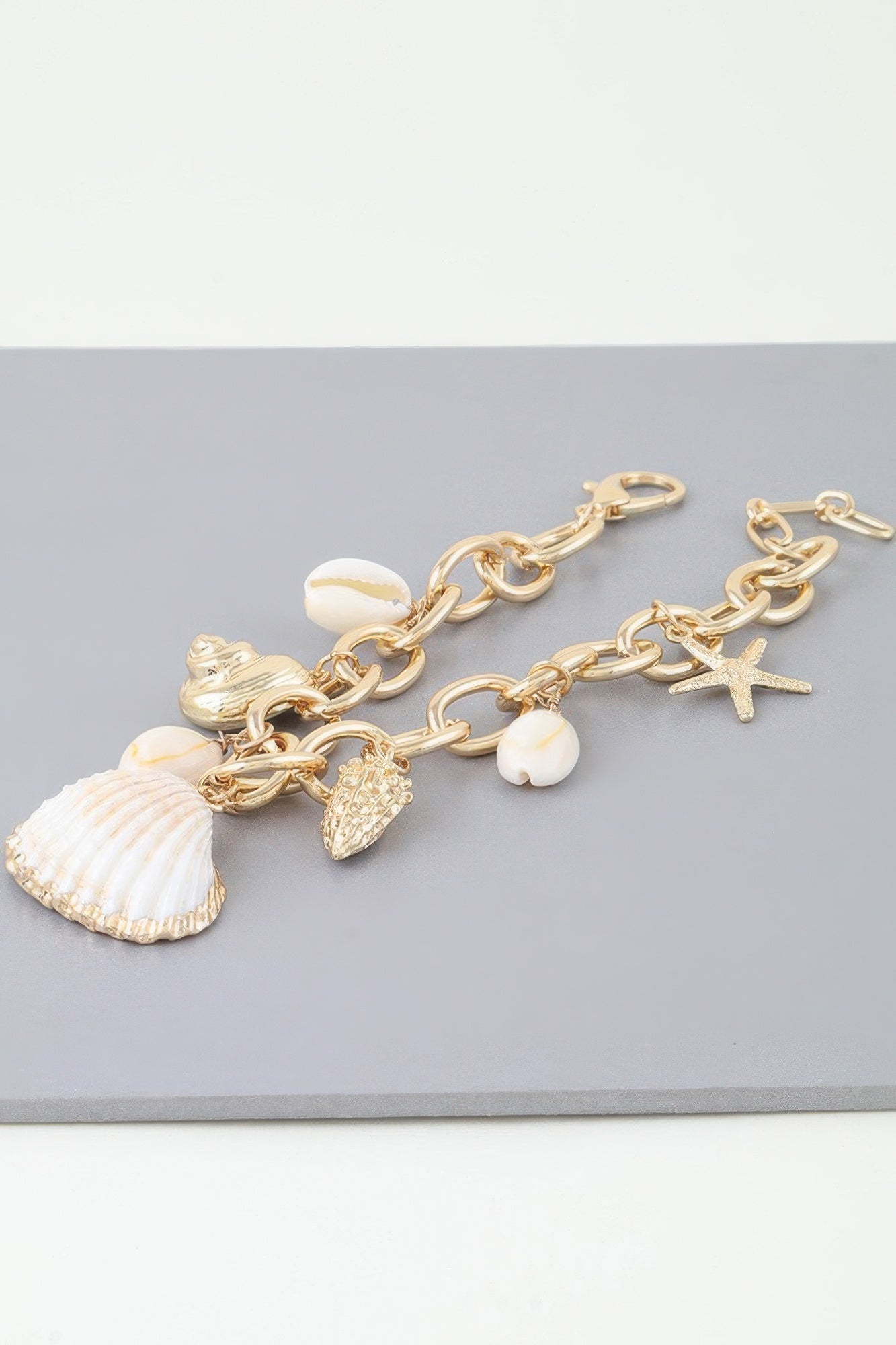 Multi Seashell Charm Chain Bracelet