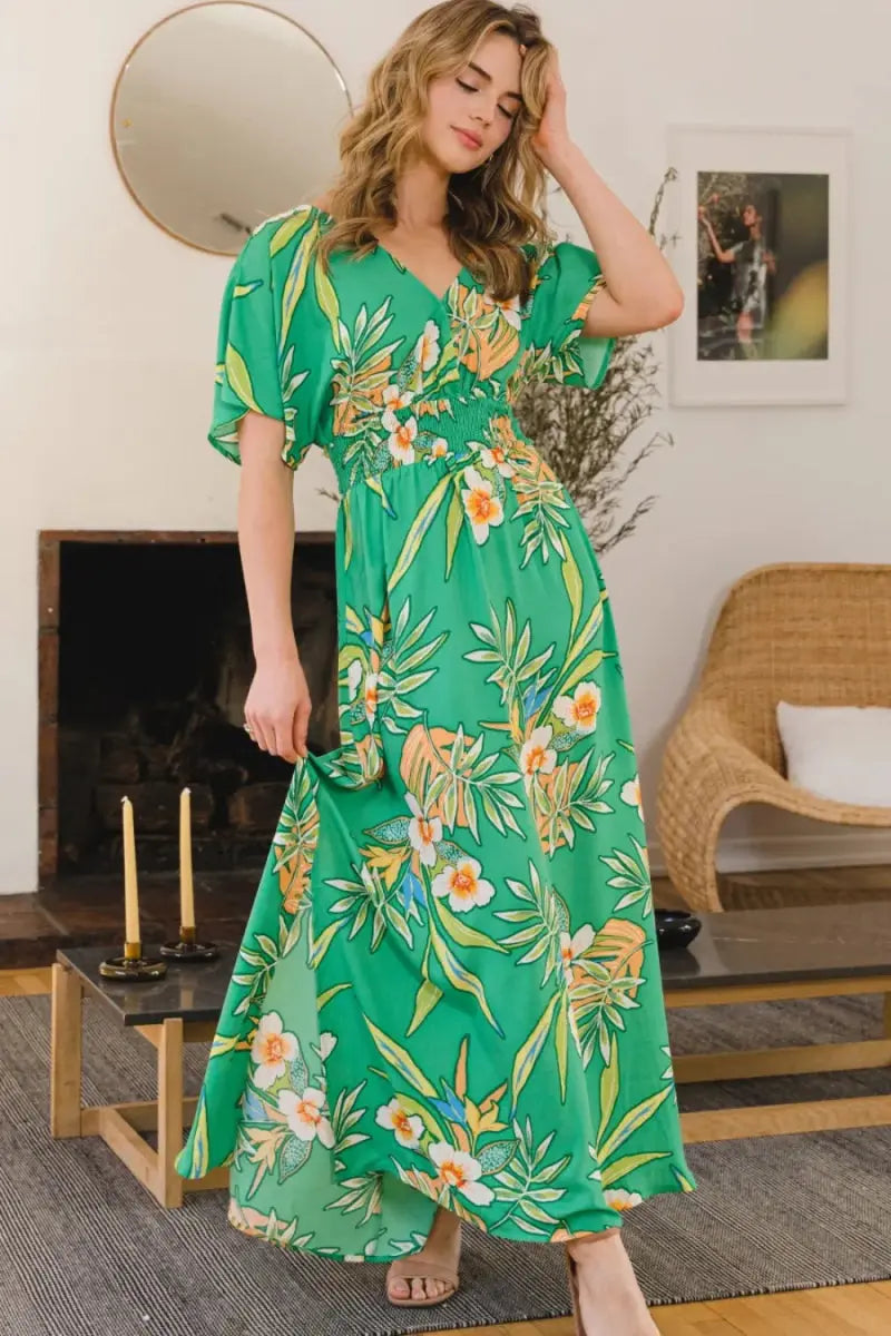 Dresses Trendsi Floral Smocked Maxi Dress Women's Summer Casual Dress Tied Back, Flowy