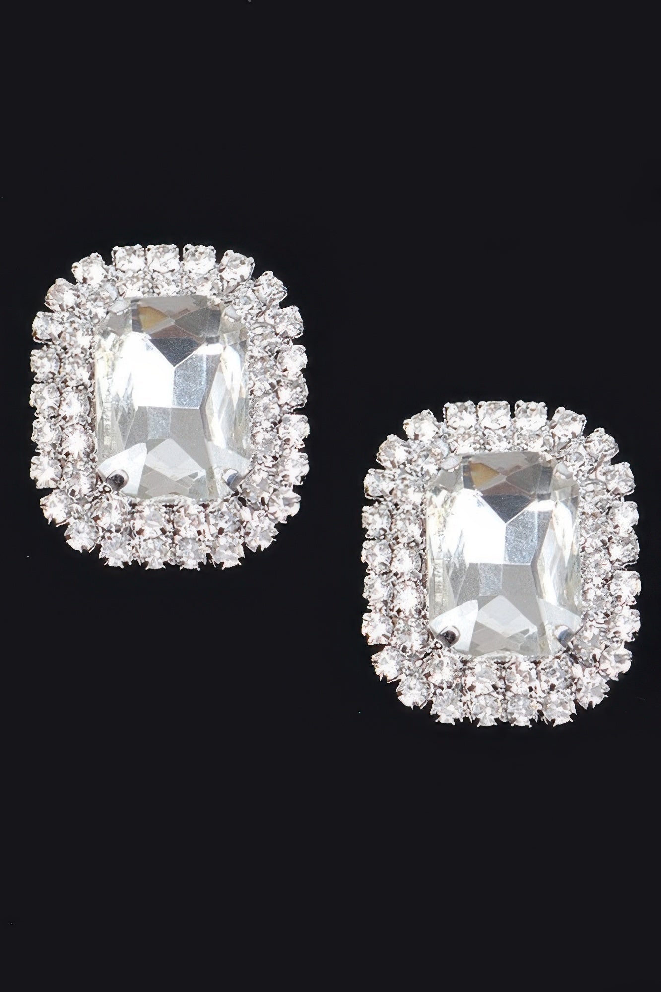 Rhinestone Stud Earring