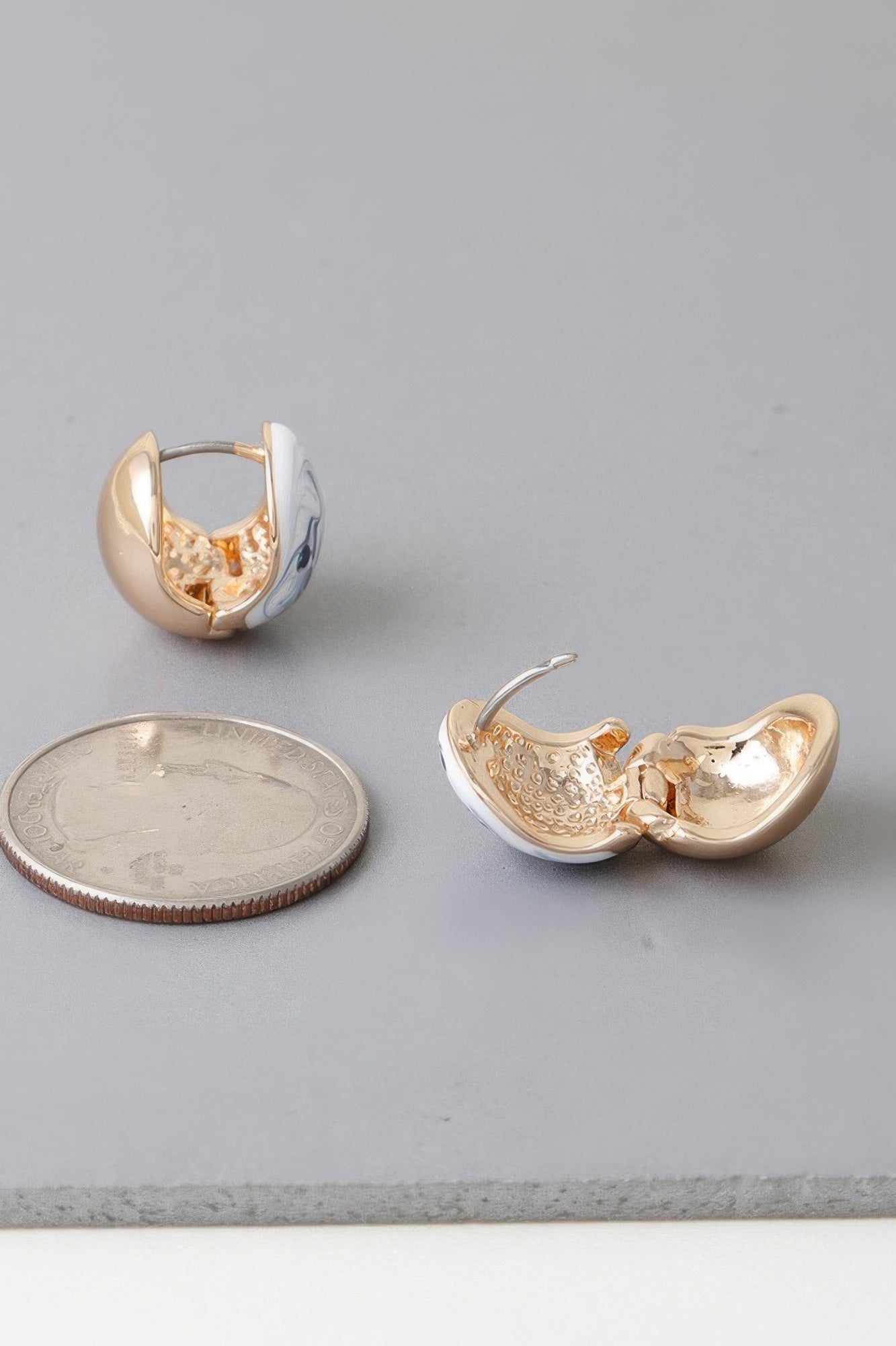 Vintage Marble Swirl Clasp Earrings