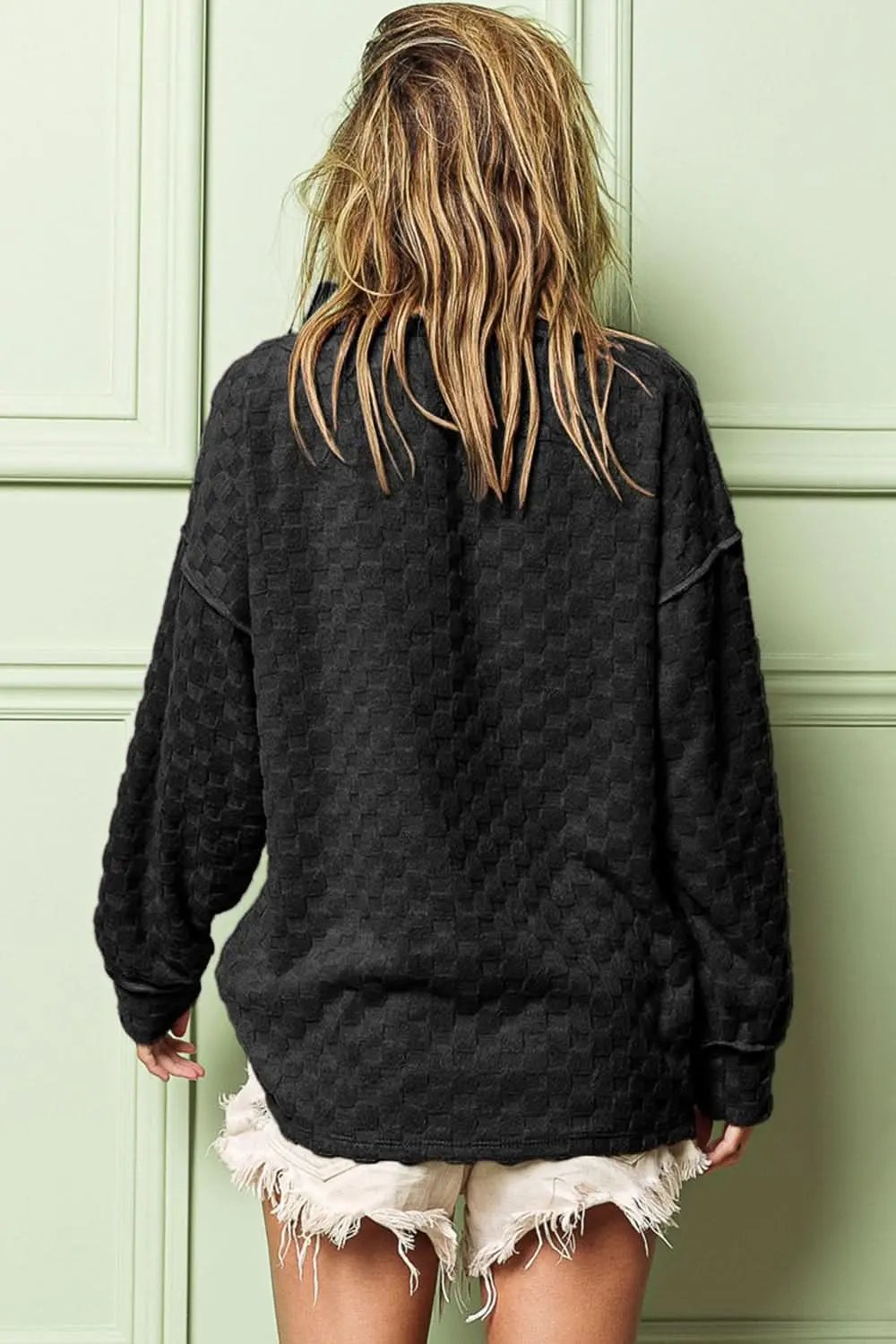 Trendsi Women's Checkered Sweatshirt With Exposed Seam — Casual Comfort