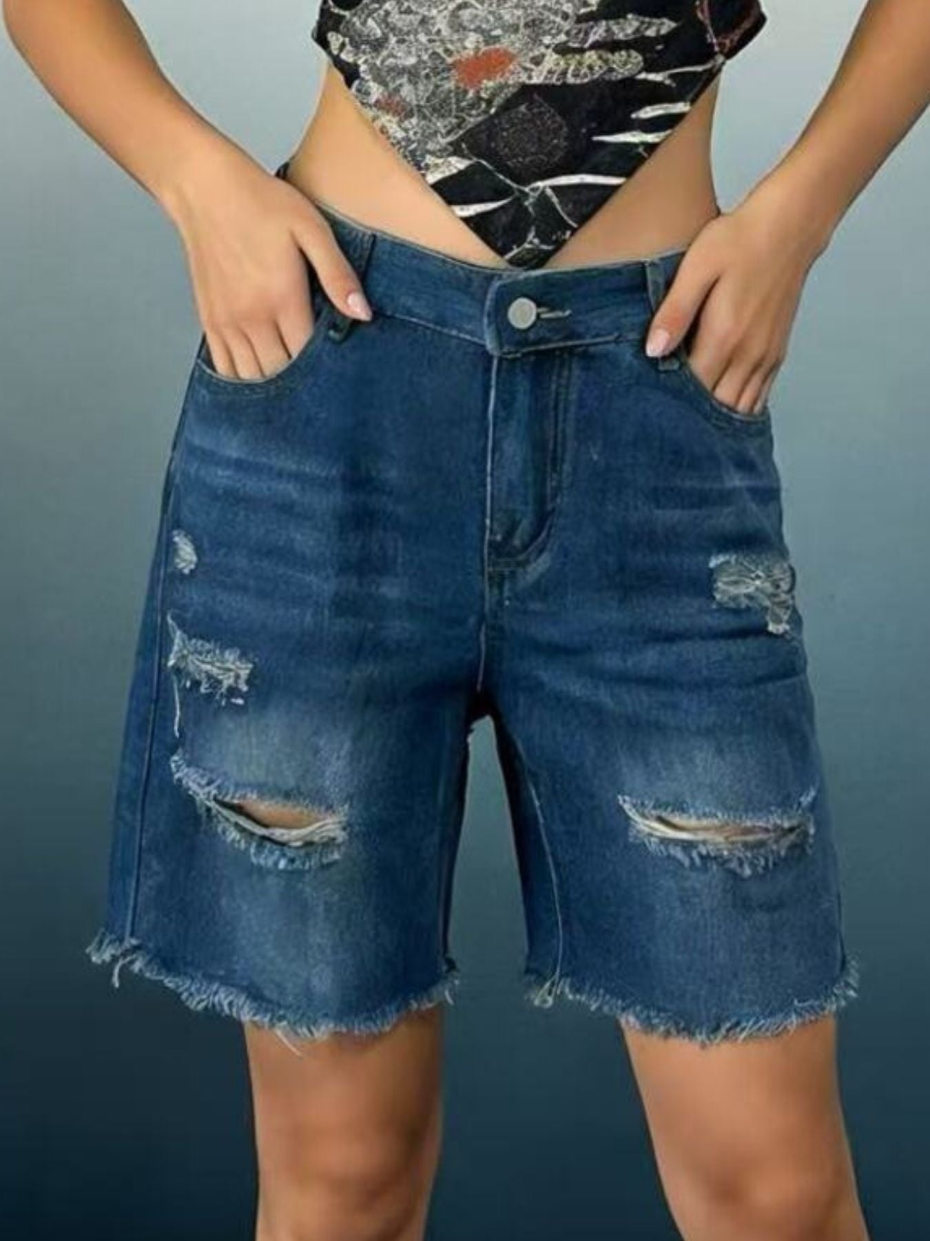 Plus Size Distressed Frayed Hem Denim Shorts