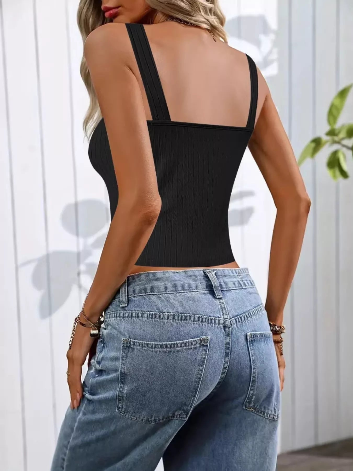 Pearl Detail Scoop Neck Tank Top