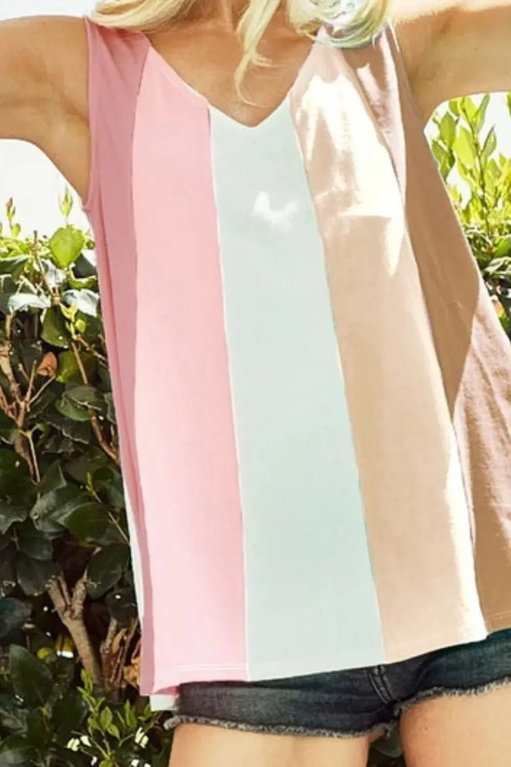 Trendsi Color Block Sleeveless Knit Tank Top